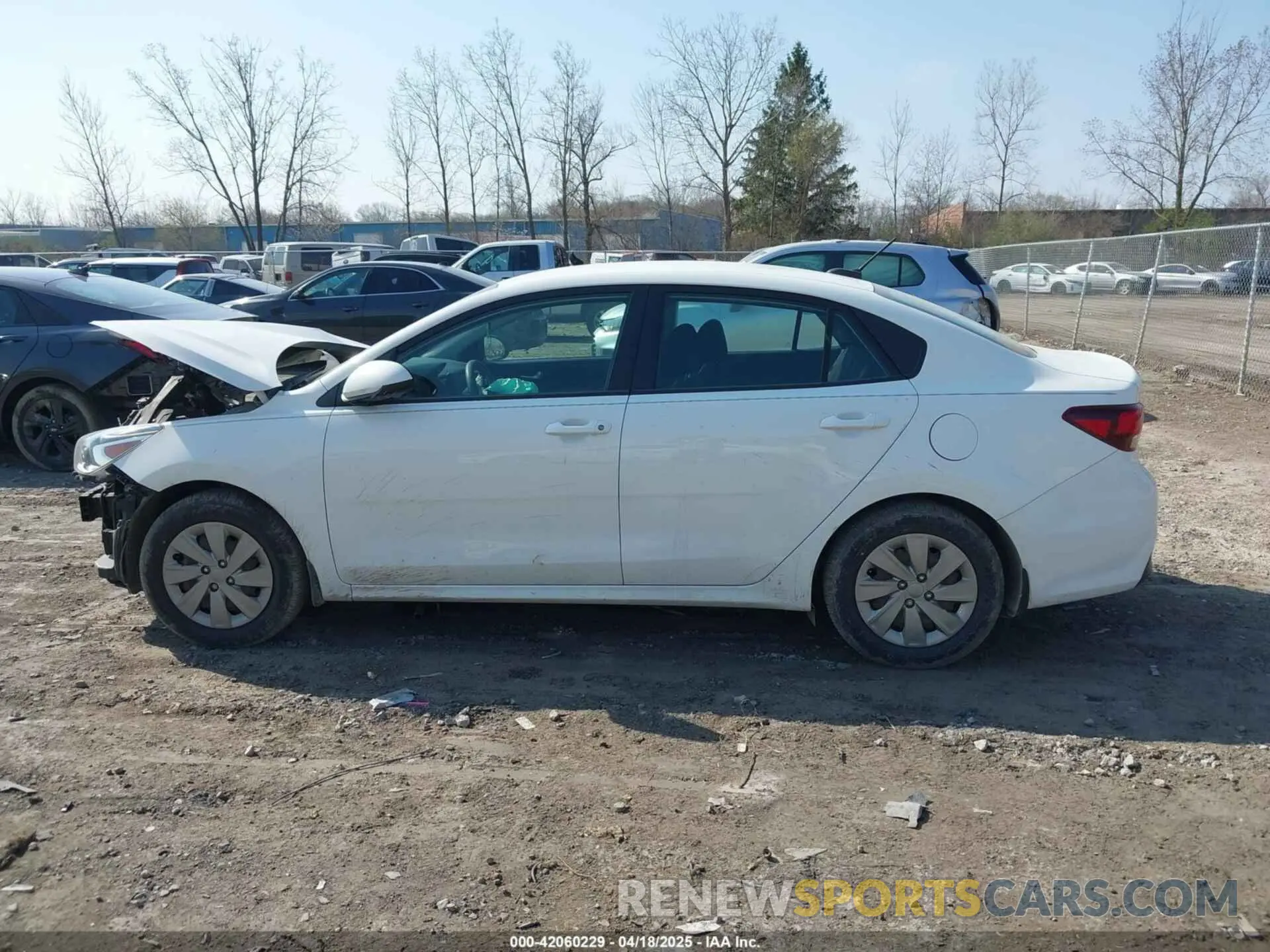 15 Photograph of a damaged car 3KPA24AB2KE241607 KIA RIO 2019