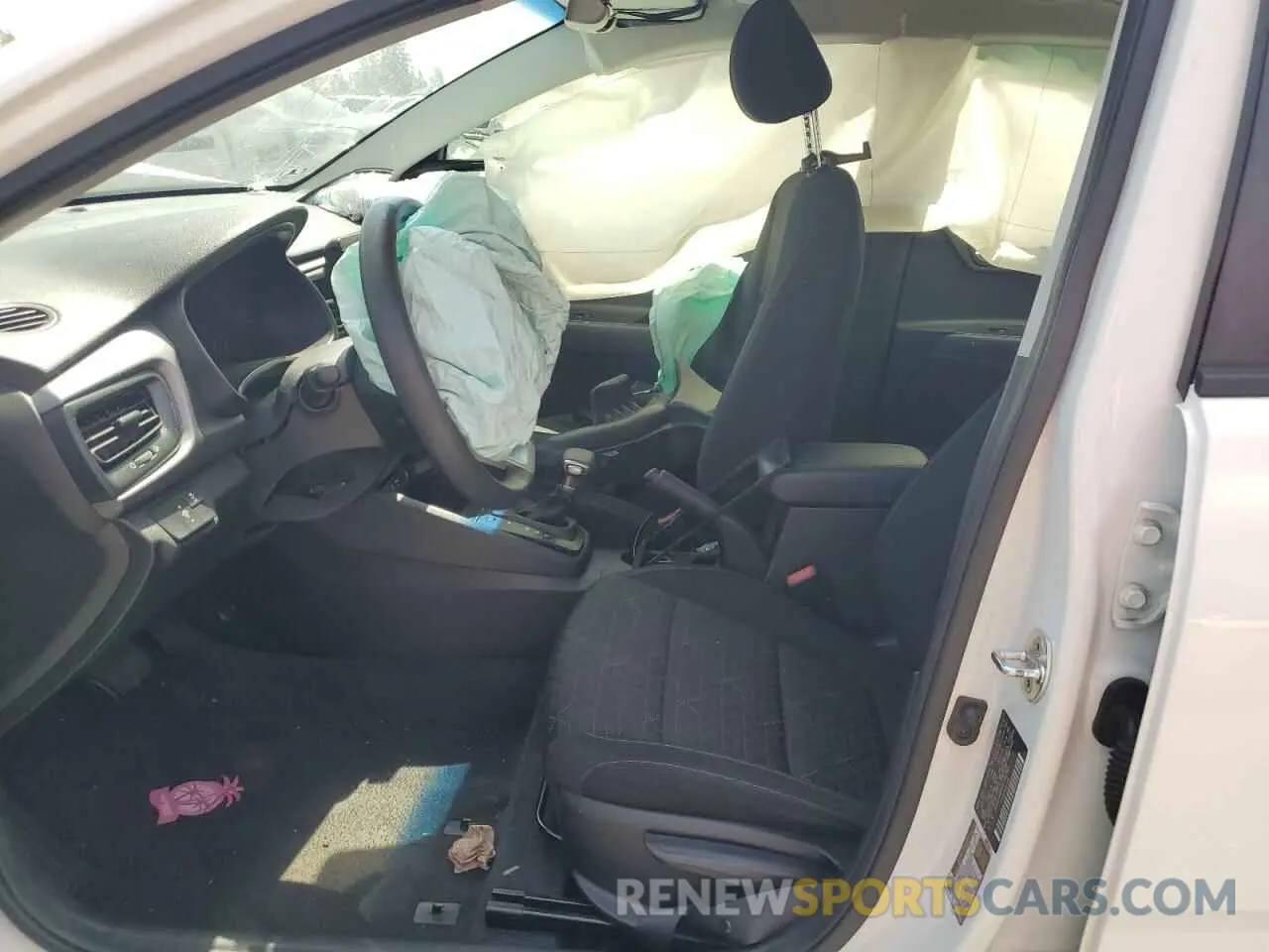 7 Photograph of a damaged car 3KPA24AB3KE166755 KIA RIO 2019