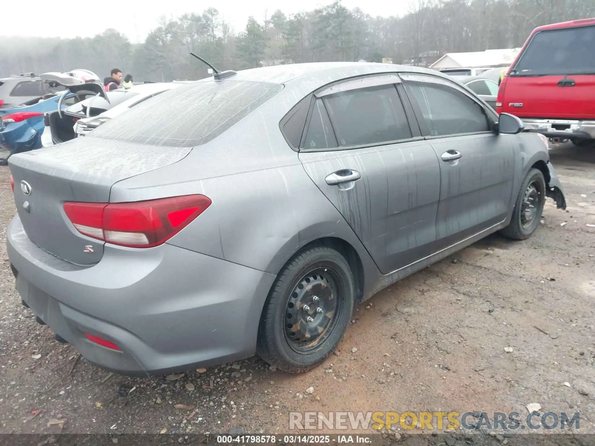 4 Photograph of a damaged car 3KPA24AB4KE177733 KIA RIO 2019