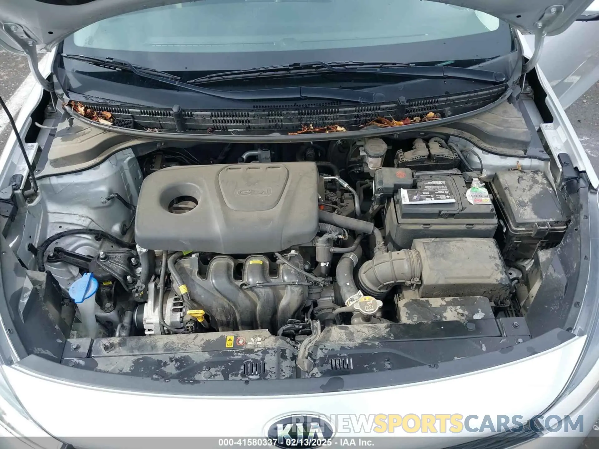 10 Photograph of a damaged car 3KPA24AB4KE184794 KIA RIO 2019