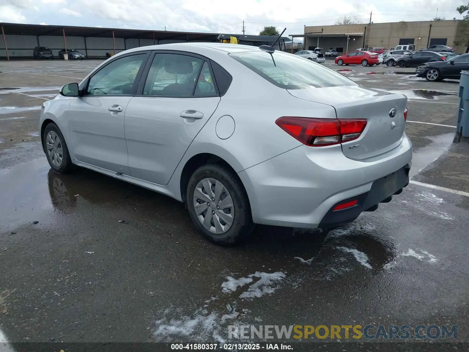3 Photograph of a damaged car 3KPA24AB4KE184794 KIA RIO 2019