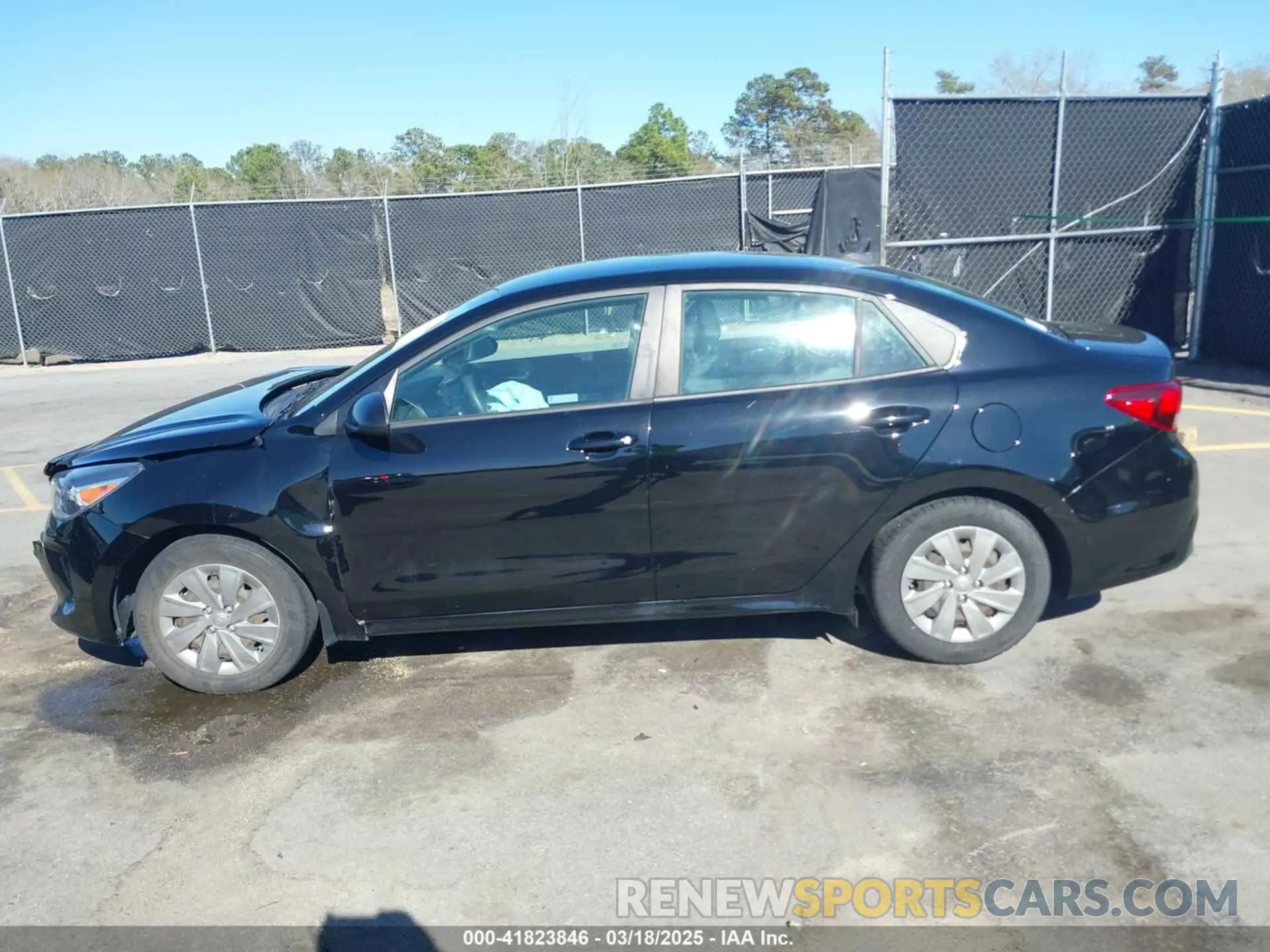14 Photograph of a damaged car 3KPA24AB4KE200637 KIA RIO 2019