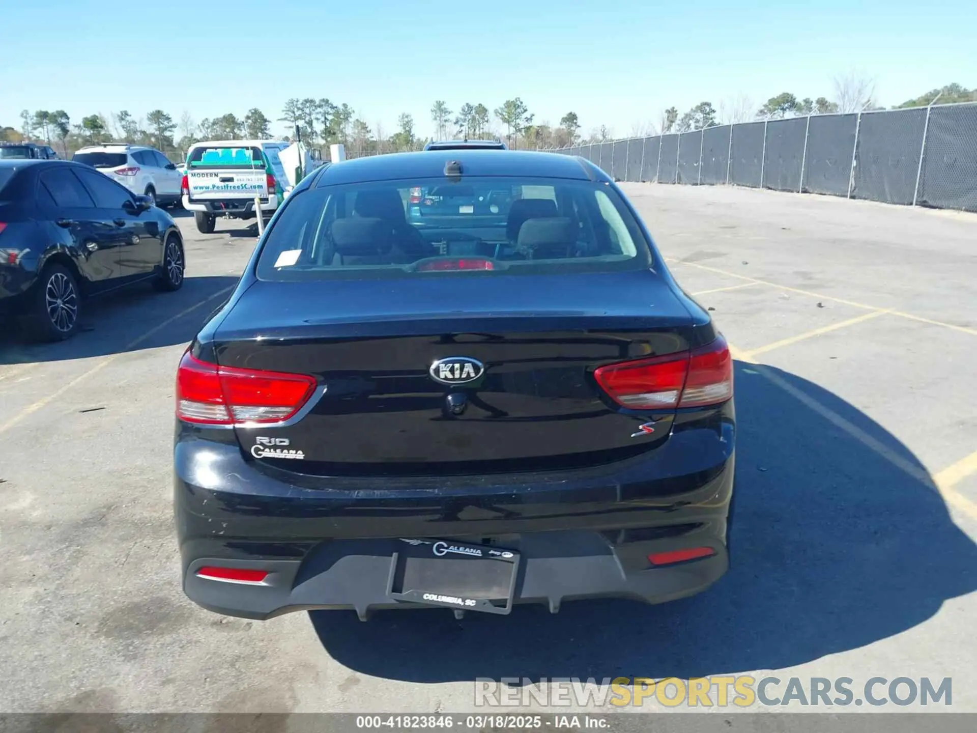 16 Photograph of a damaged car 3KPA24AB4KE200637 KIA RIO 2019