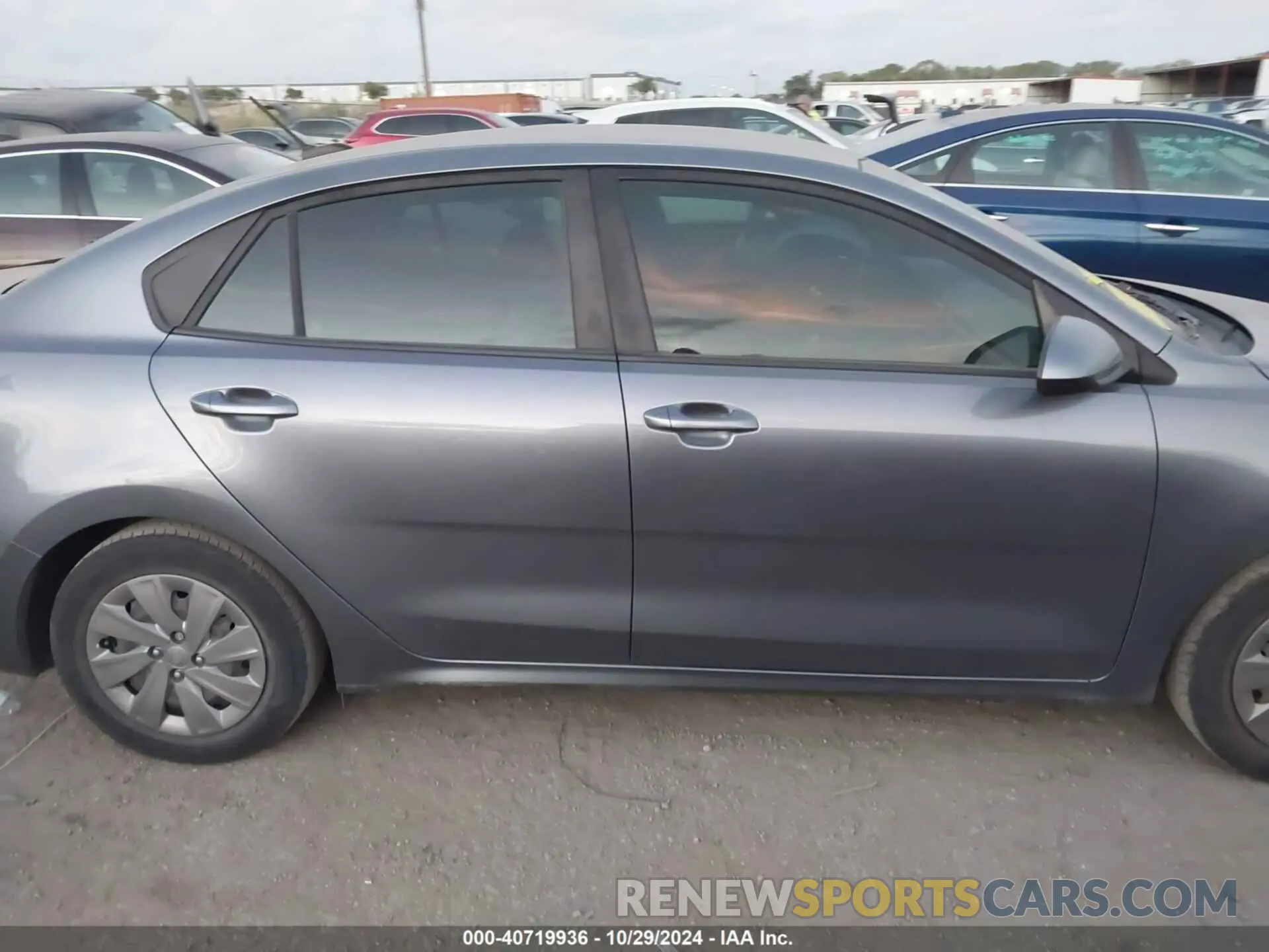 13 Photograph of a damaged car 3KPA24AB5KE203434 KIA RIO 2019