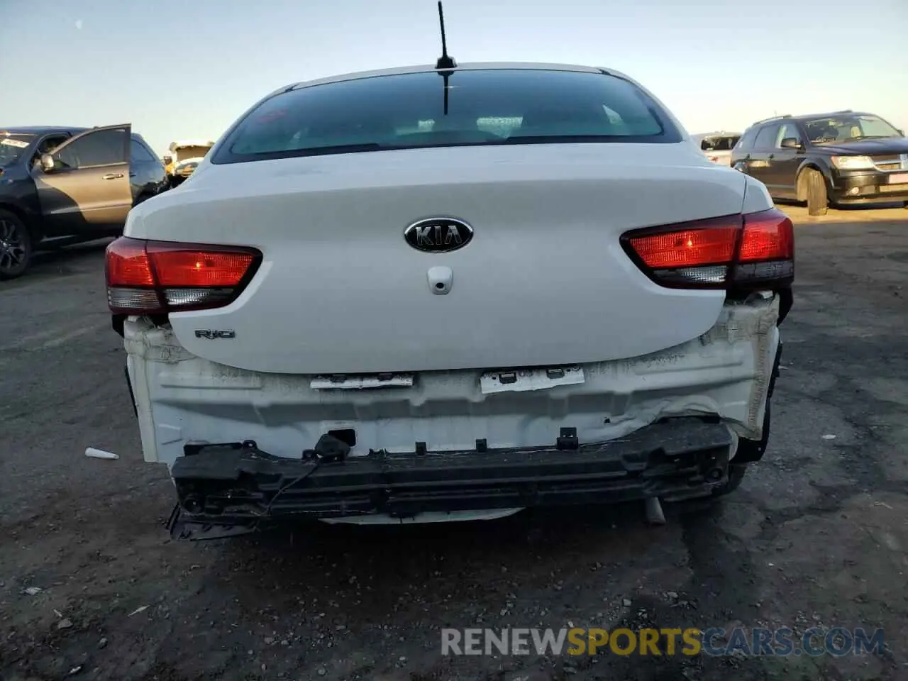 6 Photograph of a damaged car 3KPA24AB5KE208214 KIA RIO 2019