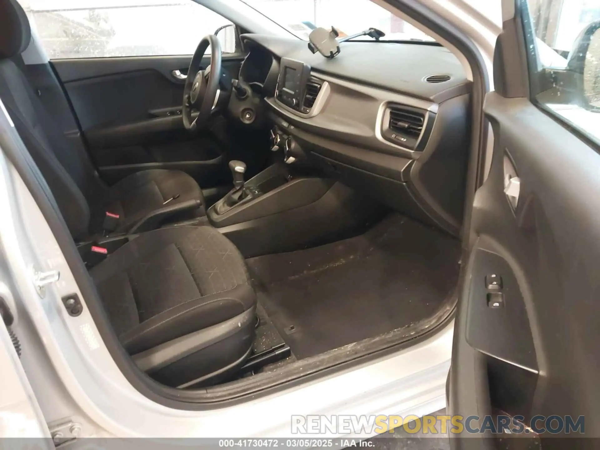 5 Photograph of a damaged car 3KPA24AB5KE210352 KIA RIO 2019