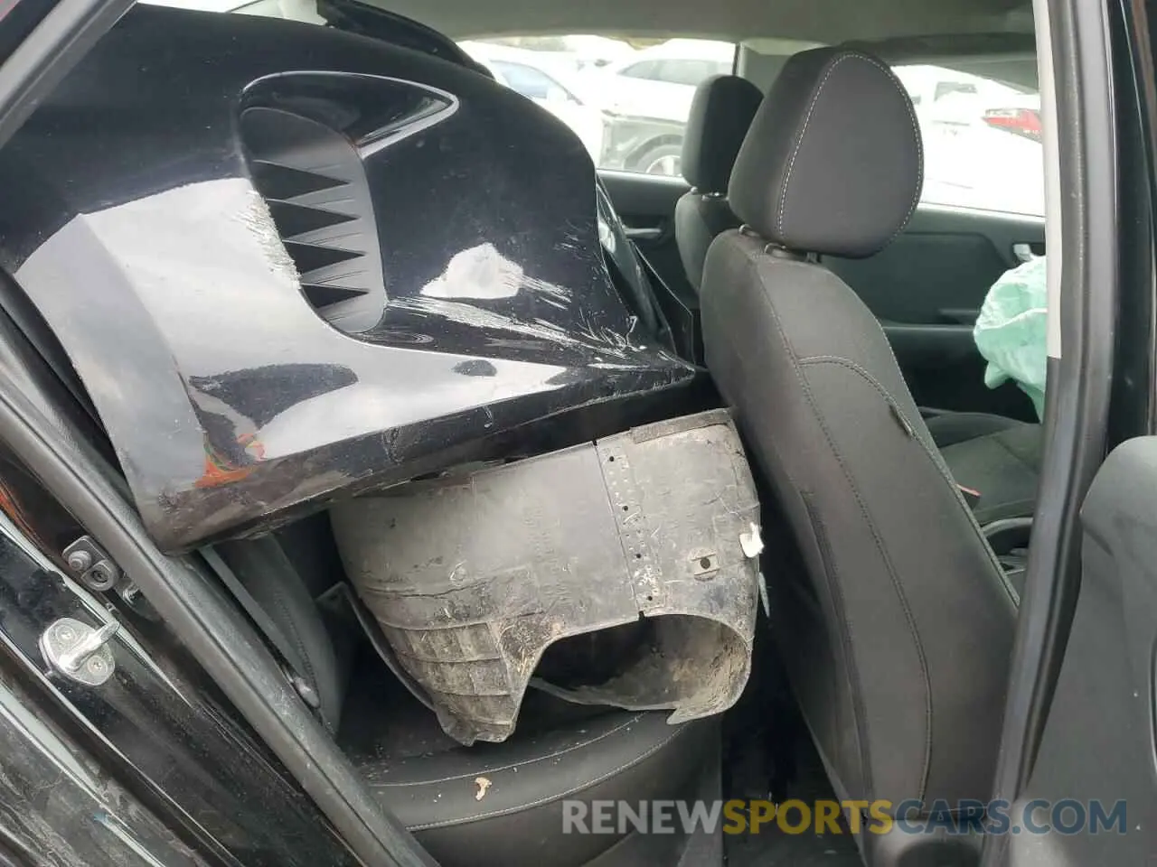 10 Photograph of a damaged car 3KPA24AB5KE222243 KIA RIO 2019