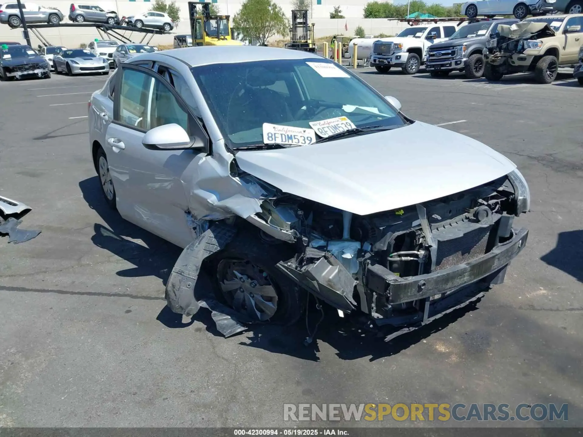 1 Photograph of a damaged car 3KPA24AB6KE166894 KIA RIO 2019