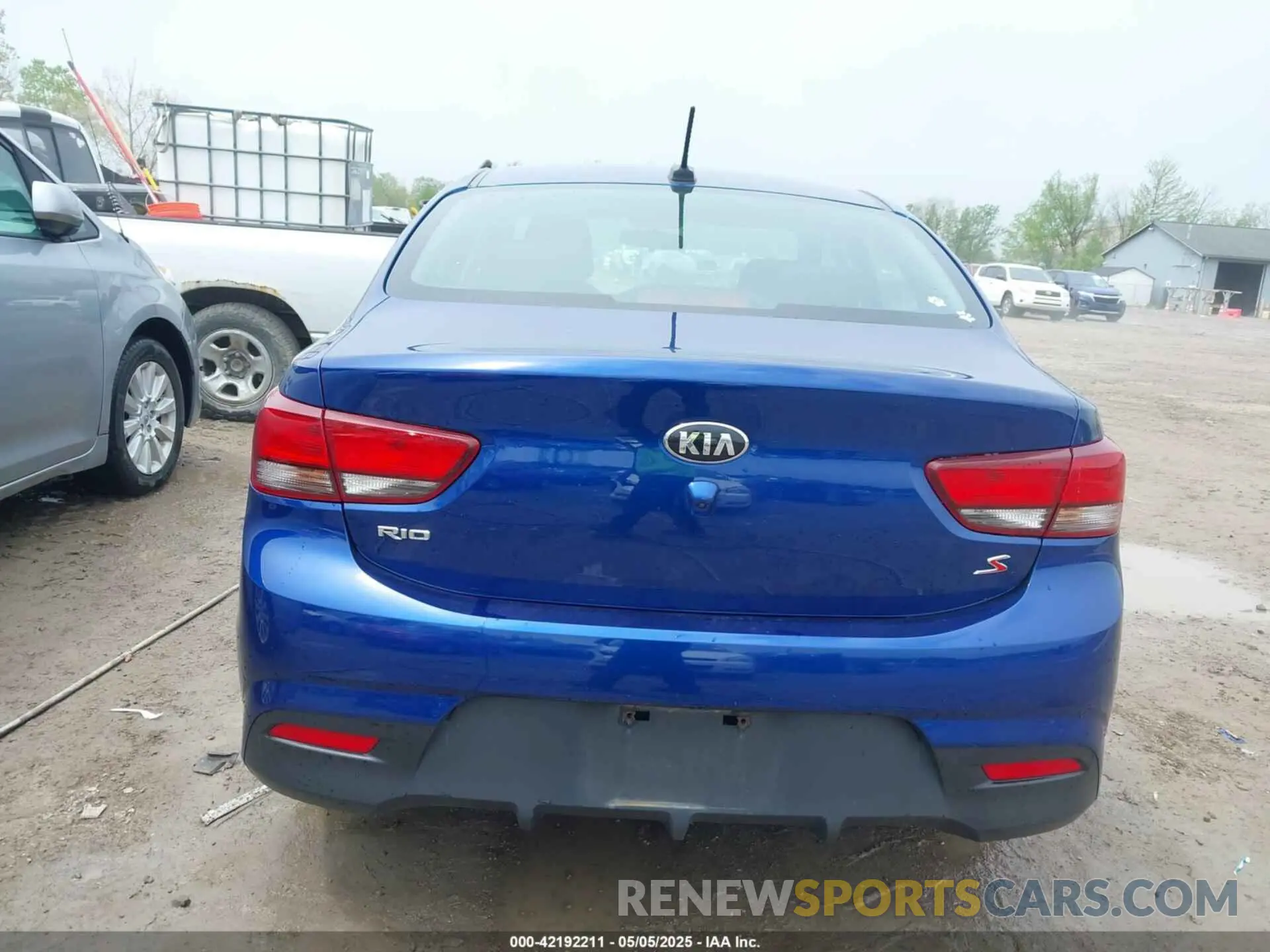 16 Photograph of a damaged car 3KPA24AB6KE207394 KIA RIO 2019