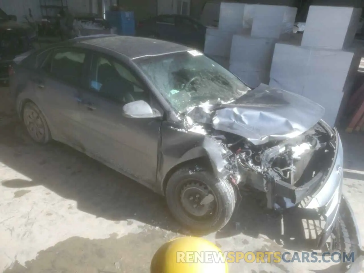 4 Photograph of a damaged car 3KPA24AB6KE249421 KIA RIO 2019