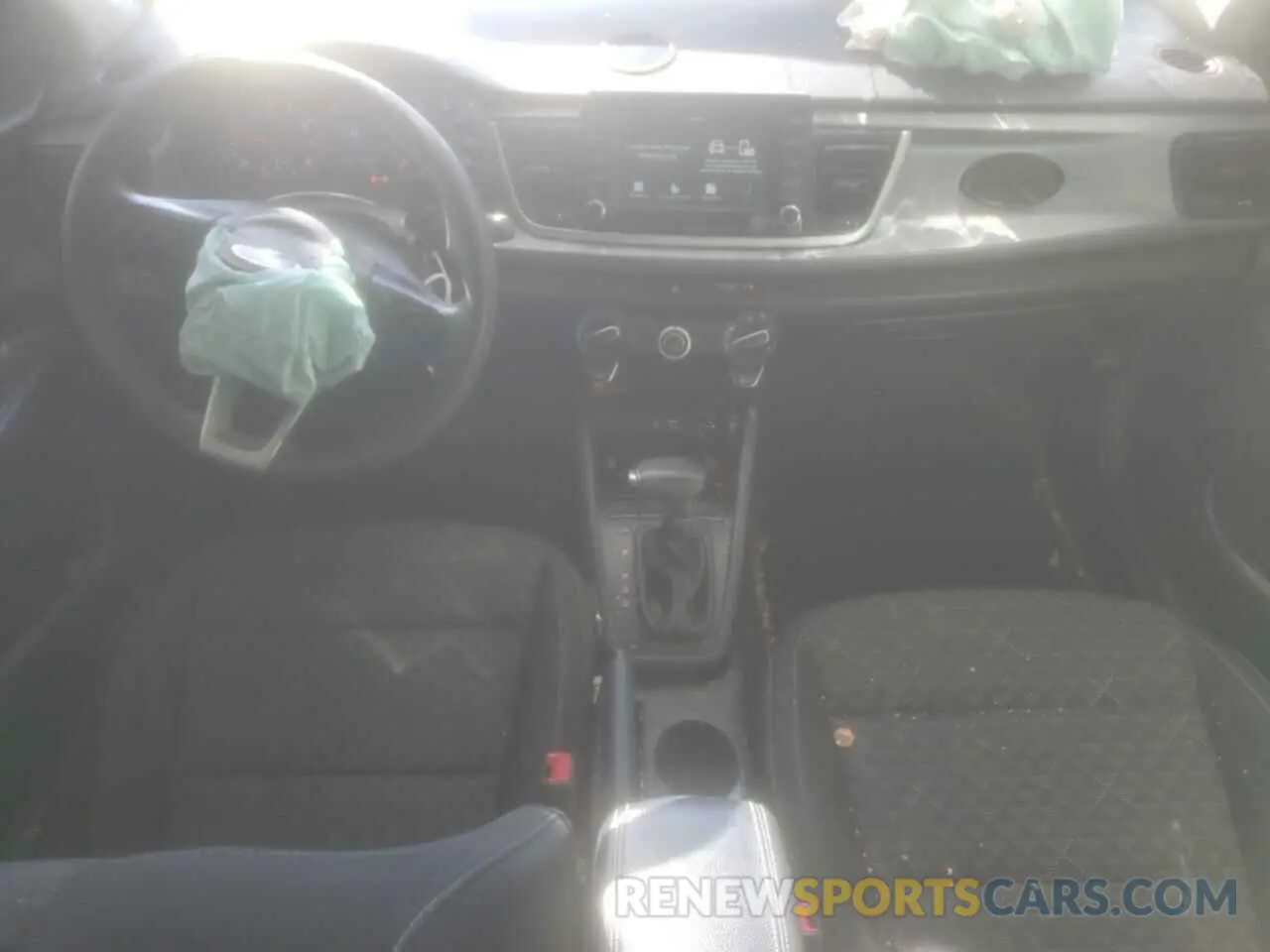 8 Photograph of a damaged car 3KPA24AB6KE249421 KIA RIO 2019