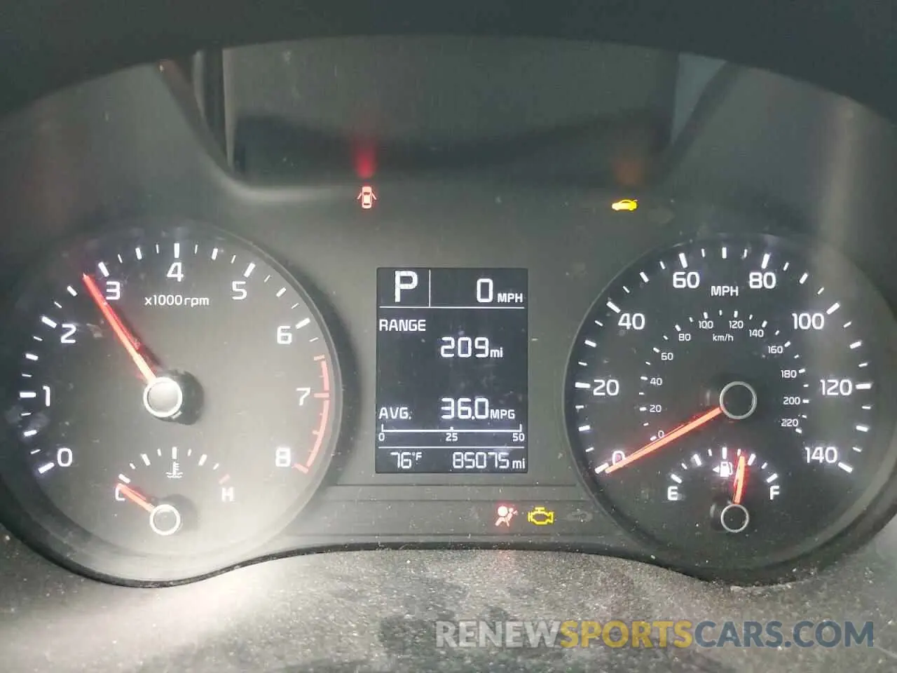 9 Photograph of a damaged car 3KPA24AB7KE171845 KIA RIO 2019