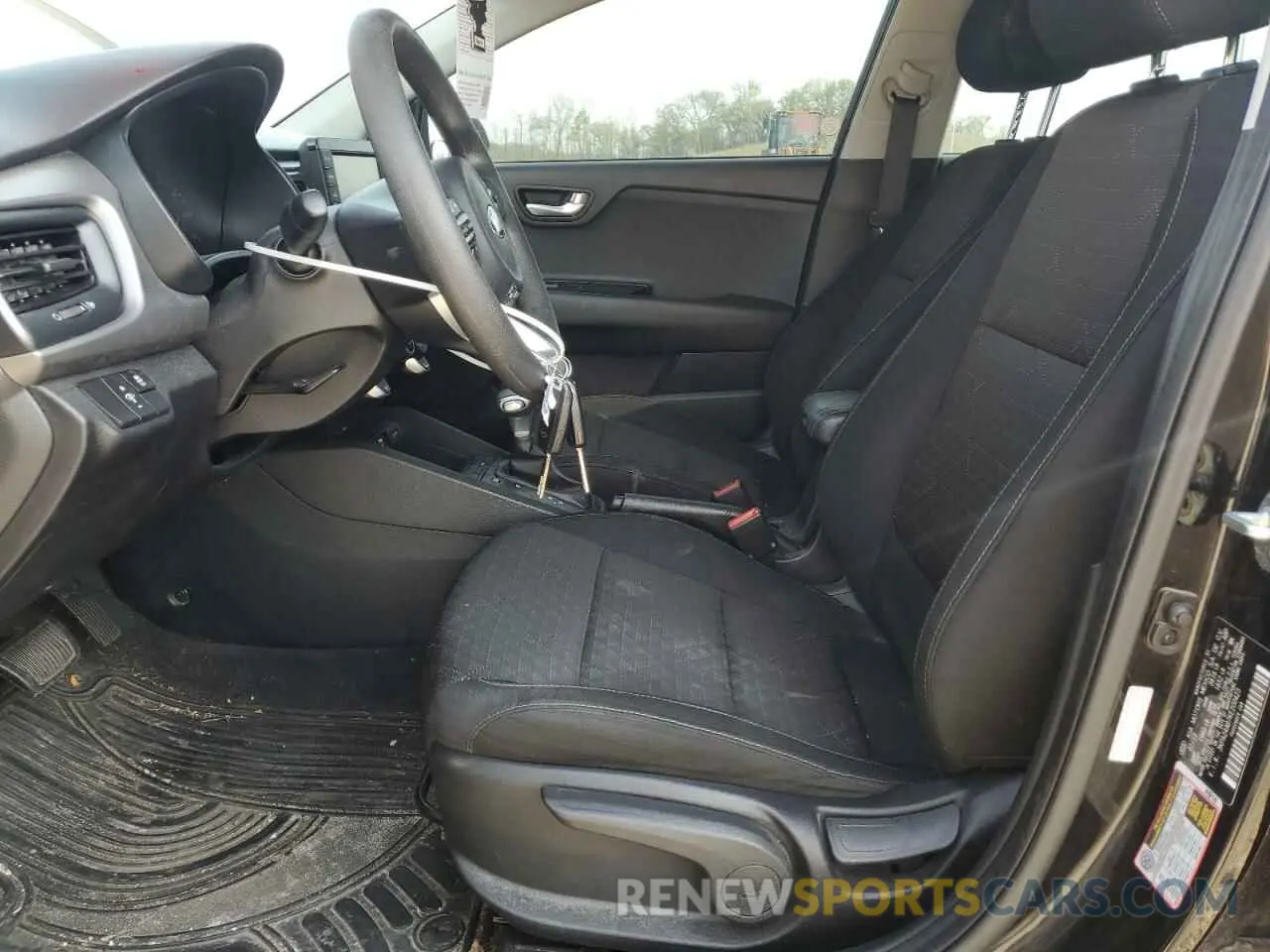7 Photograph of a damaged car 3KPA24AB7KE200423 KIA RIO 2019