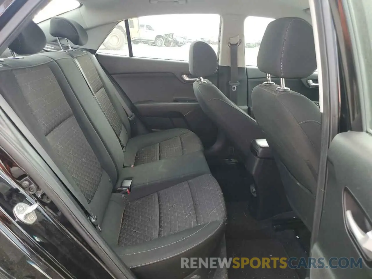 10 Photograph of a damaged car 3KPA24AB7KE207453 KIA RIO 2019