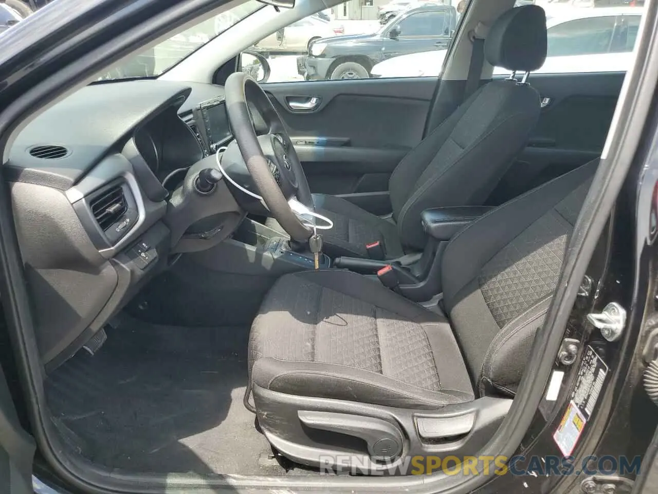 7 Photograph of a damaged car 3KPA24AB7KE207453 KIA RIO 2019