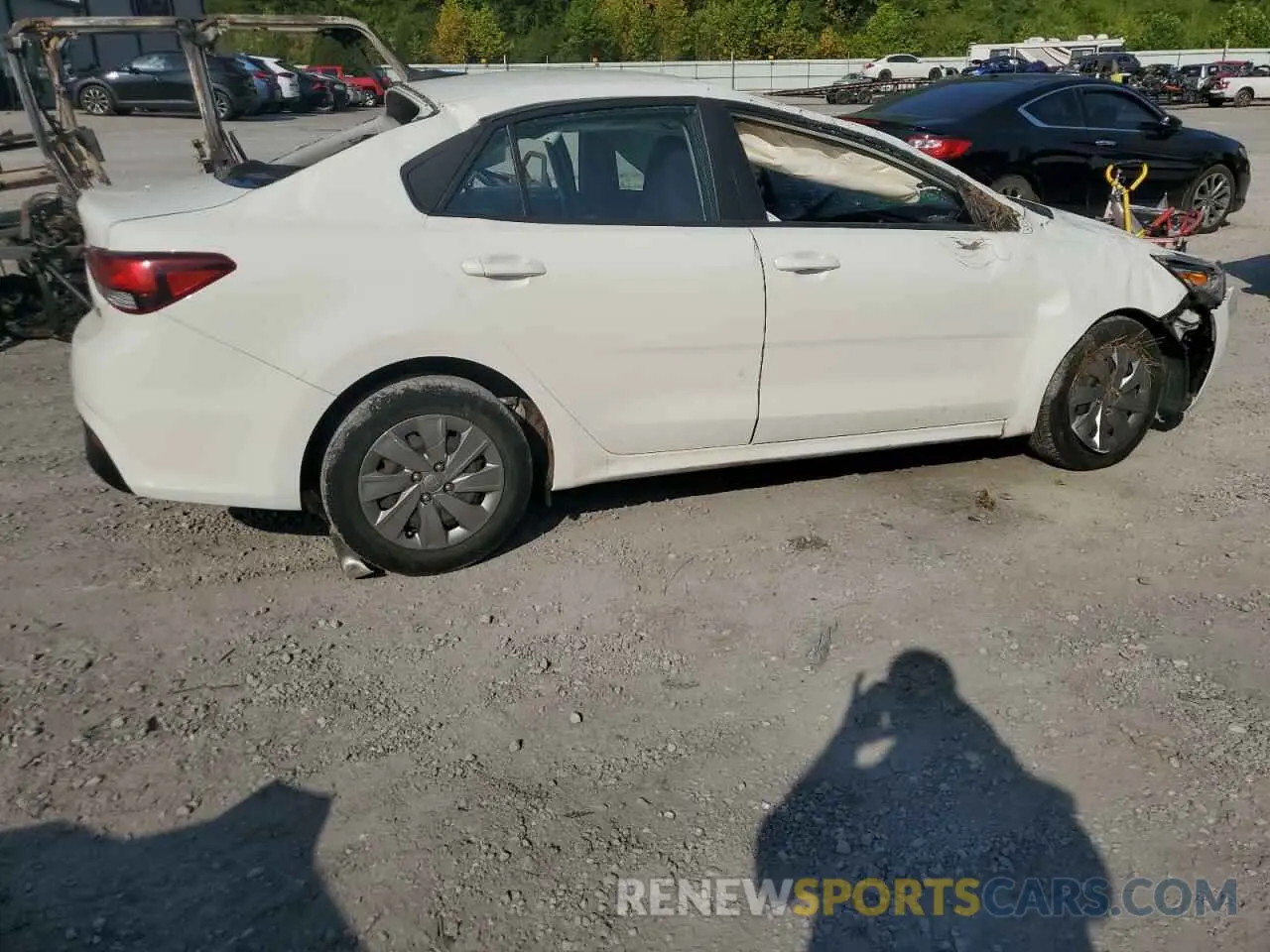 3 Photograph of a damaged car 3KPA24AB8KE213651 KIA RIO 2019