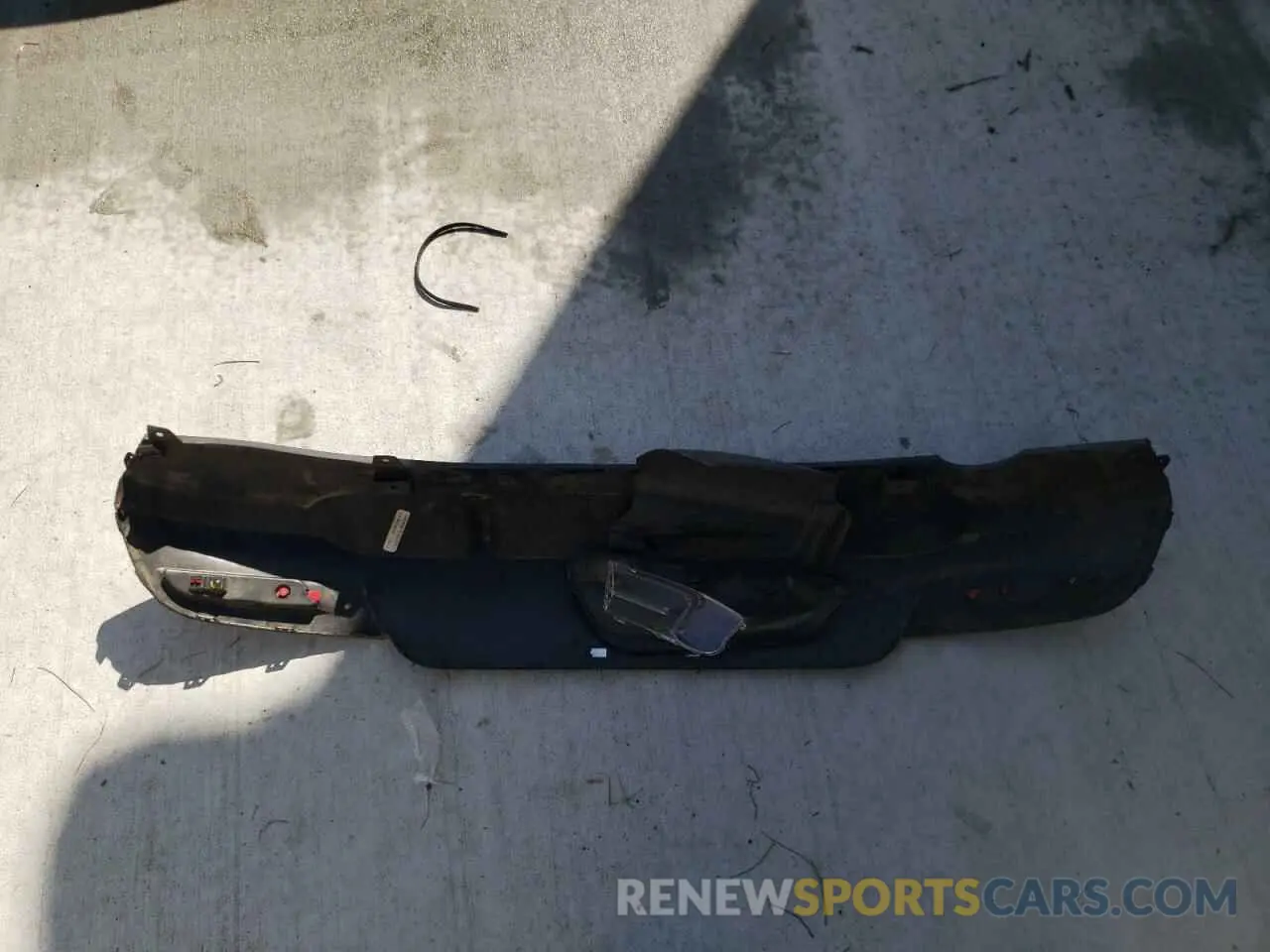 12 Photograph of a damaged car 3KPA24AB8KE233141 KIA RIO 2019