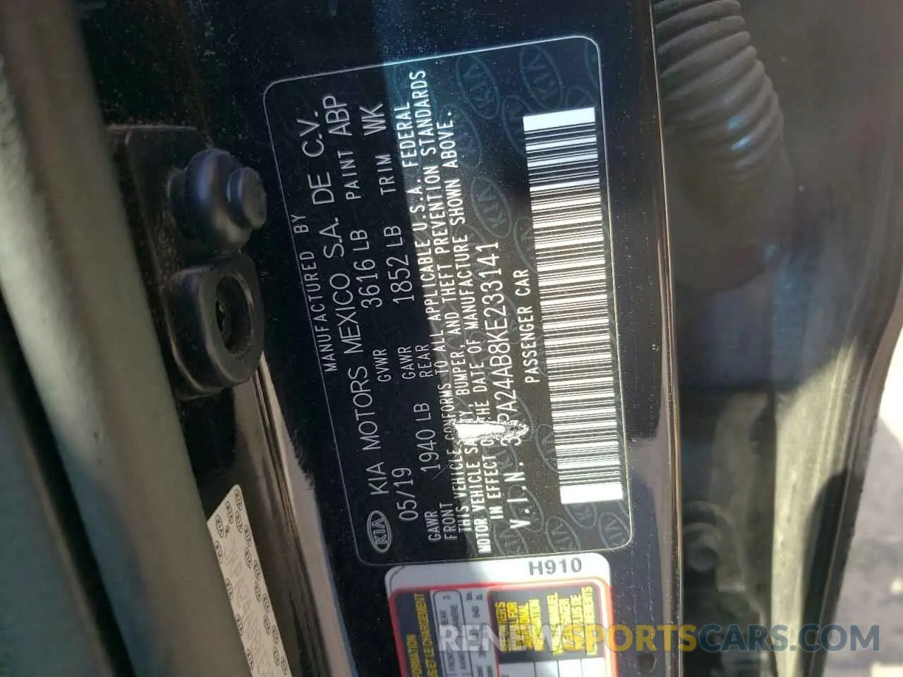 13 Photograph of a damaged car 3KPA24AB8KE233141 KIA RIO 2019