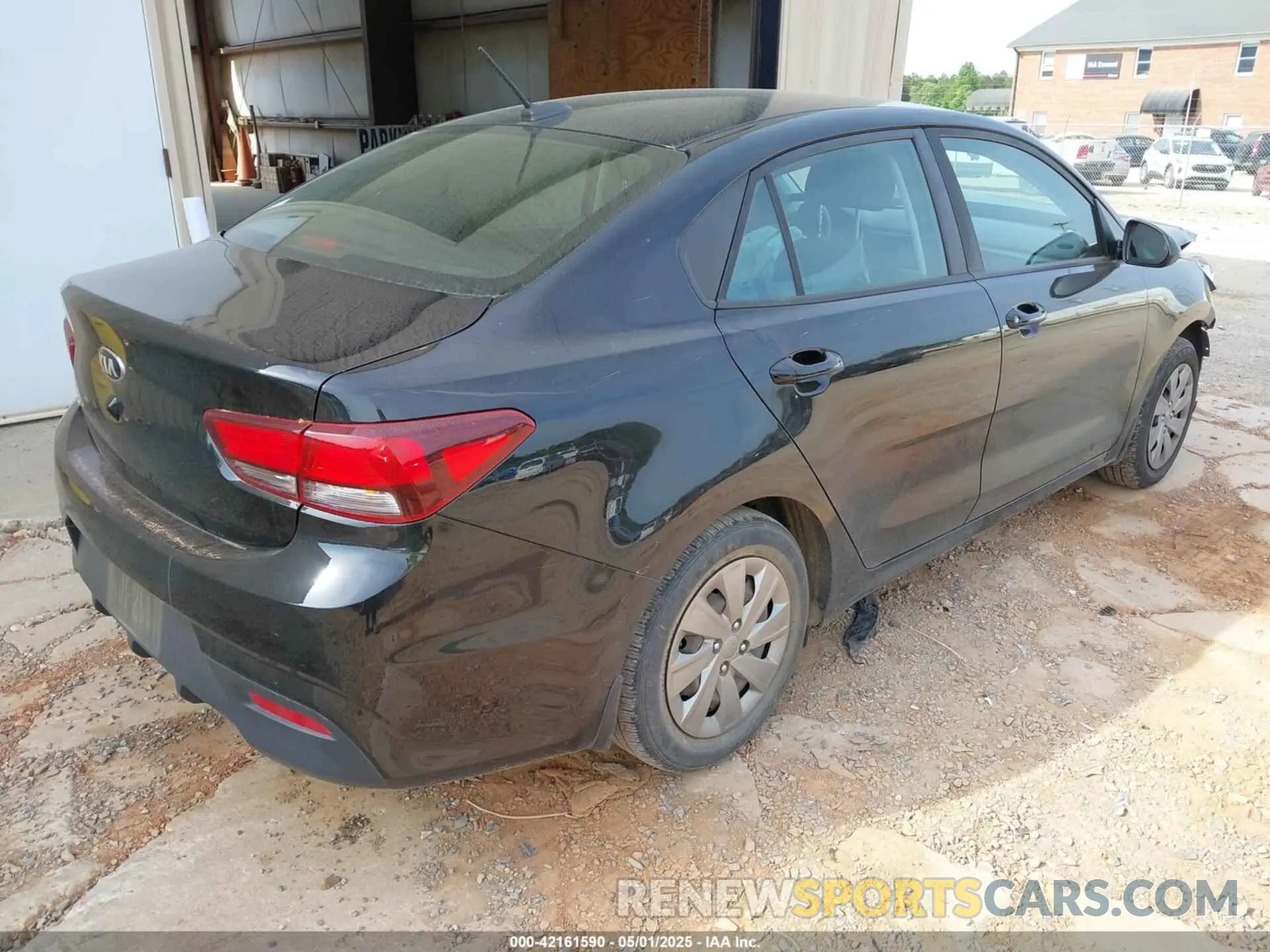 4 Photograph of a damaged car 3KPA24AB8KE252269 KIA RIO 2019