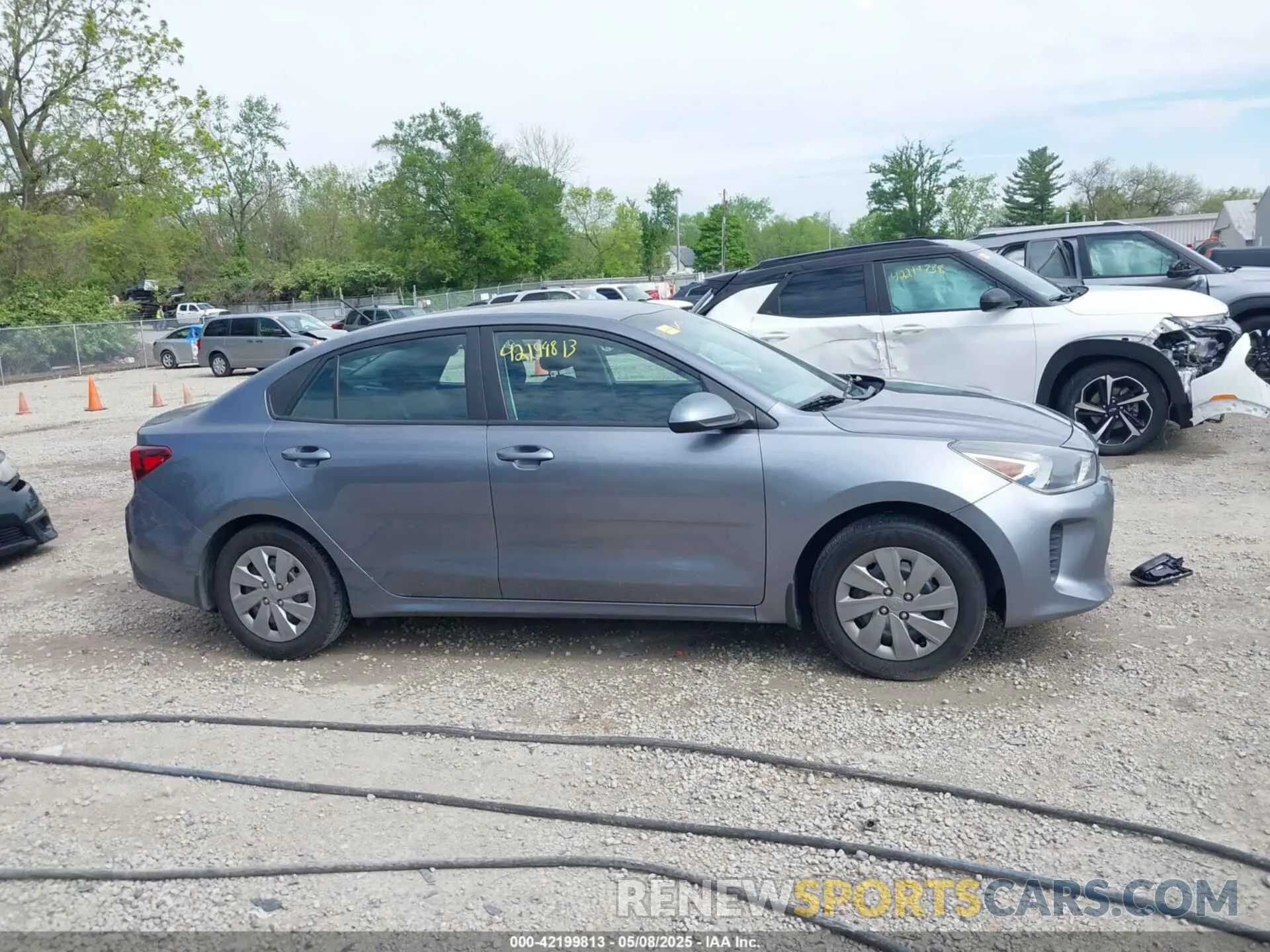 14 Photograph of a damaged car 3KPA24AB9KE170387 KIA RIO 2019