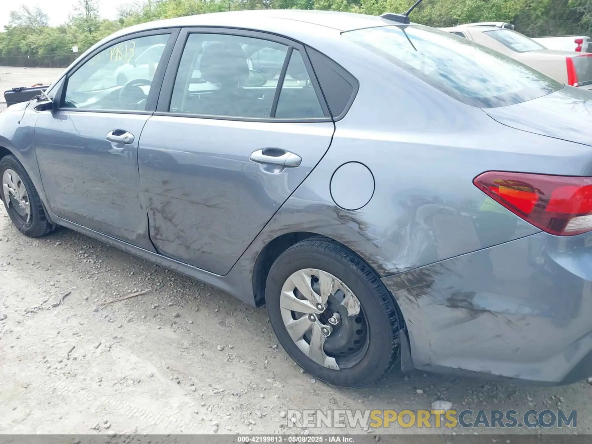 19 Photograph of a damaged car 3KPA24AB9KE170387 KIA RIO 2019