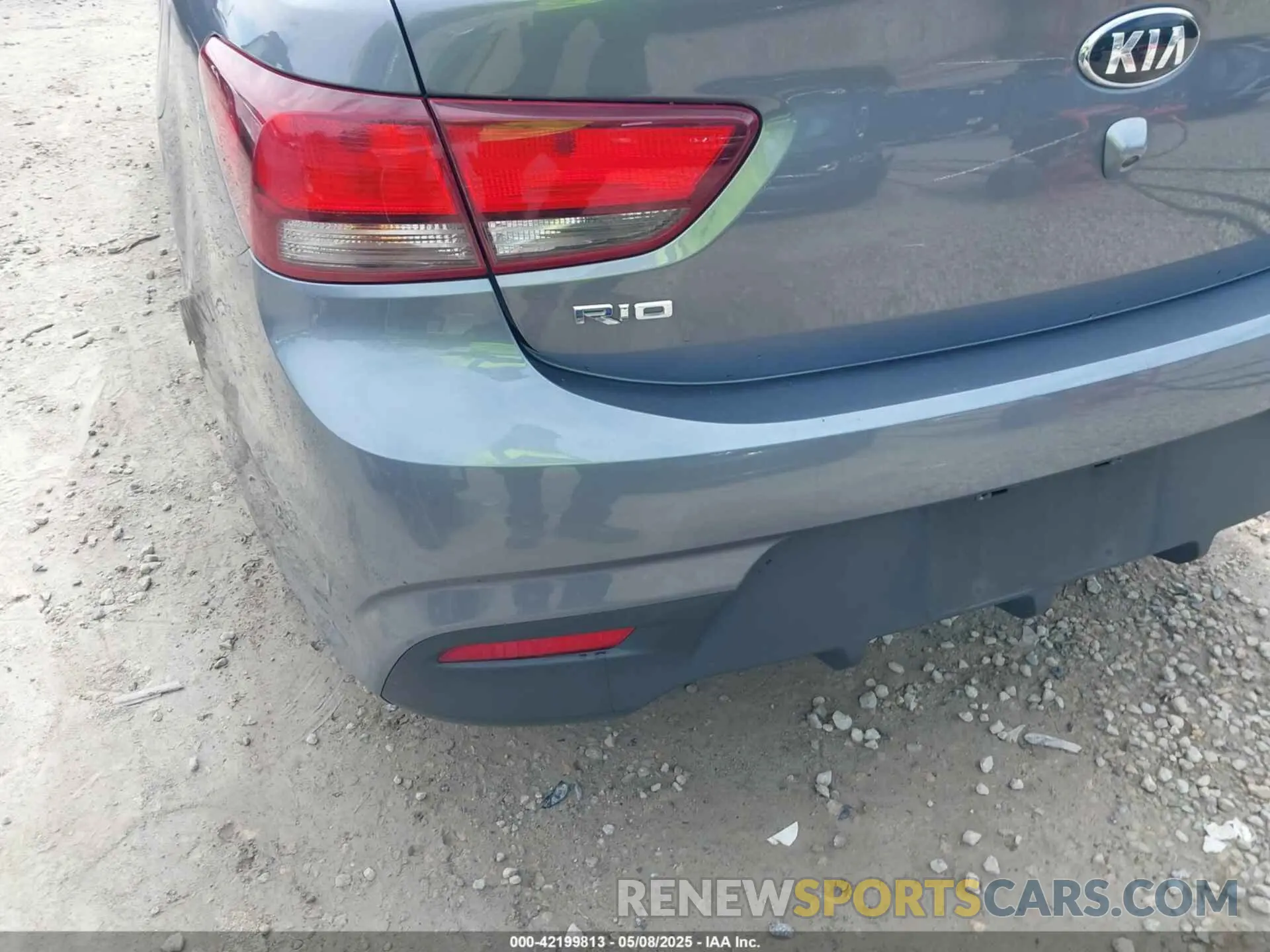 20 Photograph of a damaged car 3KPA24AB9KE170387 KIA RIO 2019