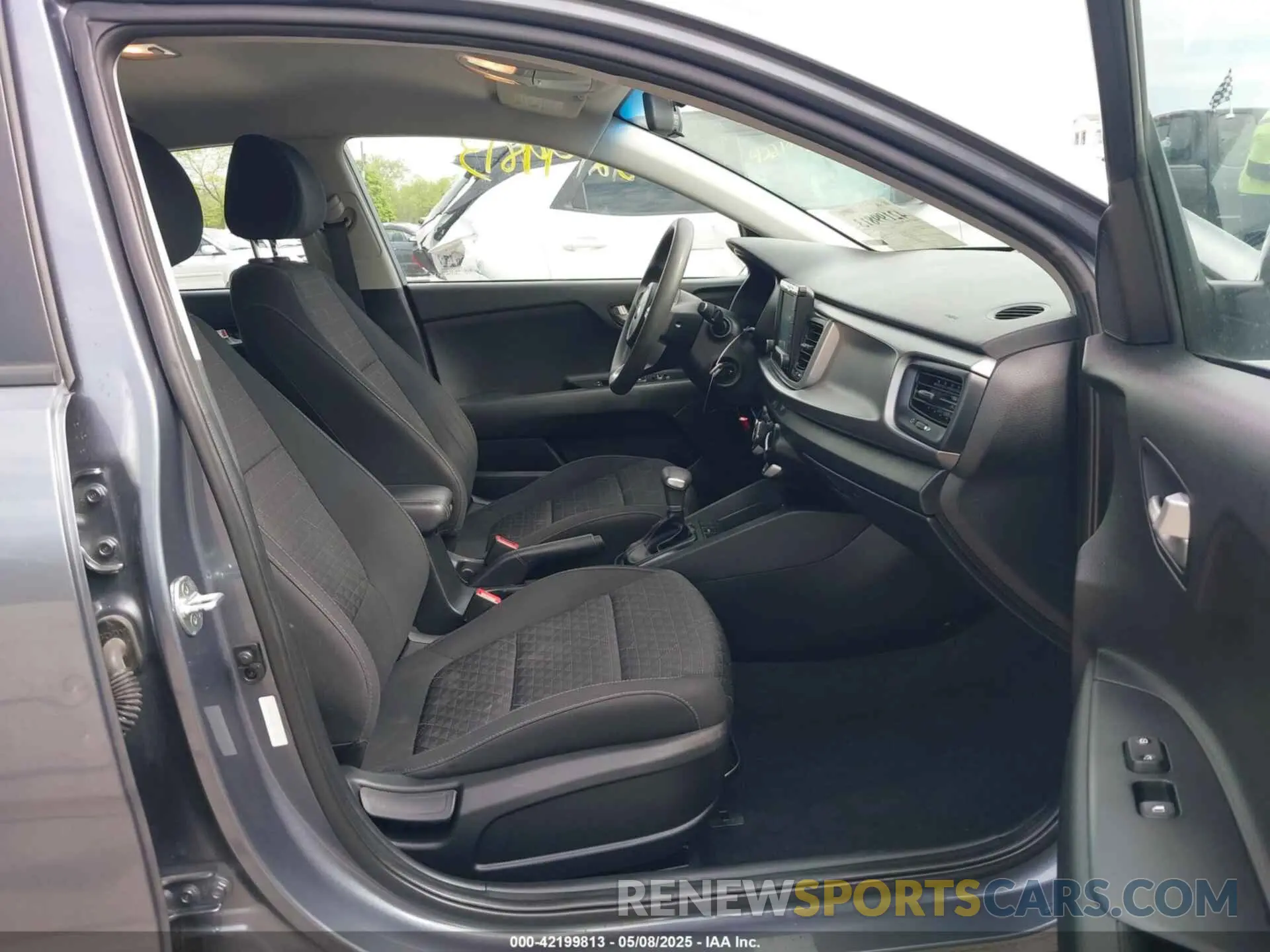 5 Photograph of a damaged car 3KPA24AB9KE170387 KIA RIO 2019