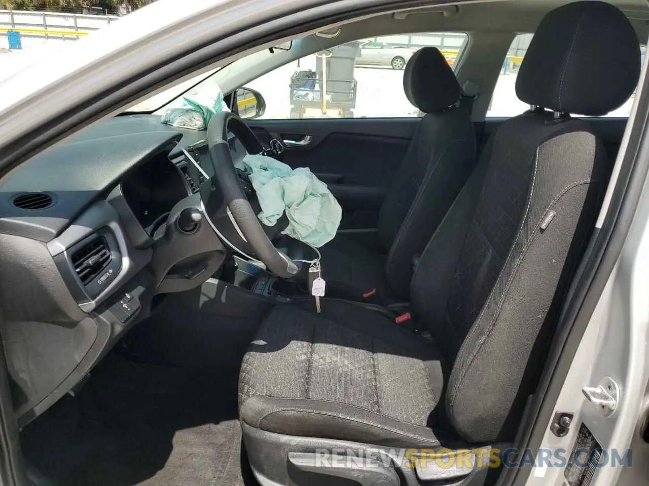 7 Photograph of a damaged car 3KPA24AB9KE170972 KIA RIO 2019