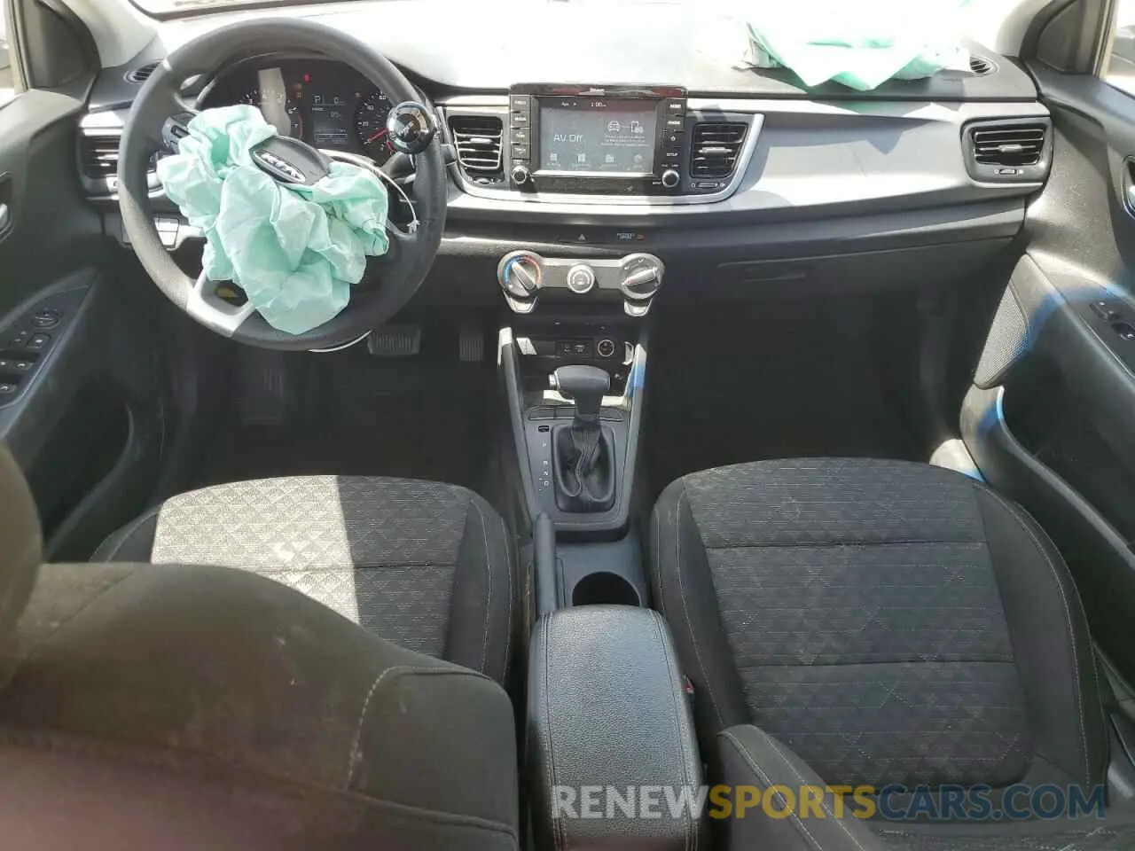 8 Photograph of a damaged car 3KPA24AB9KE170972 KIA RIO 2019