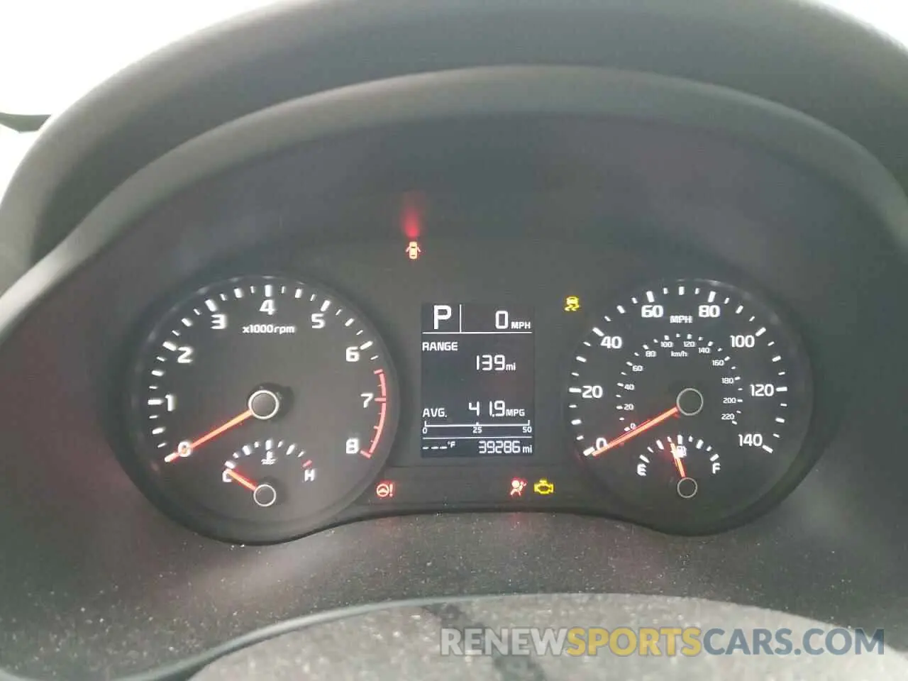 9 Photograph of a damaged car 3KPA24AB9KE200925 KIA RIO 2019