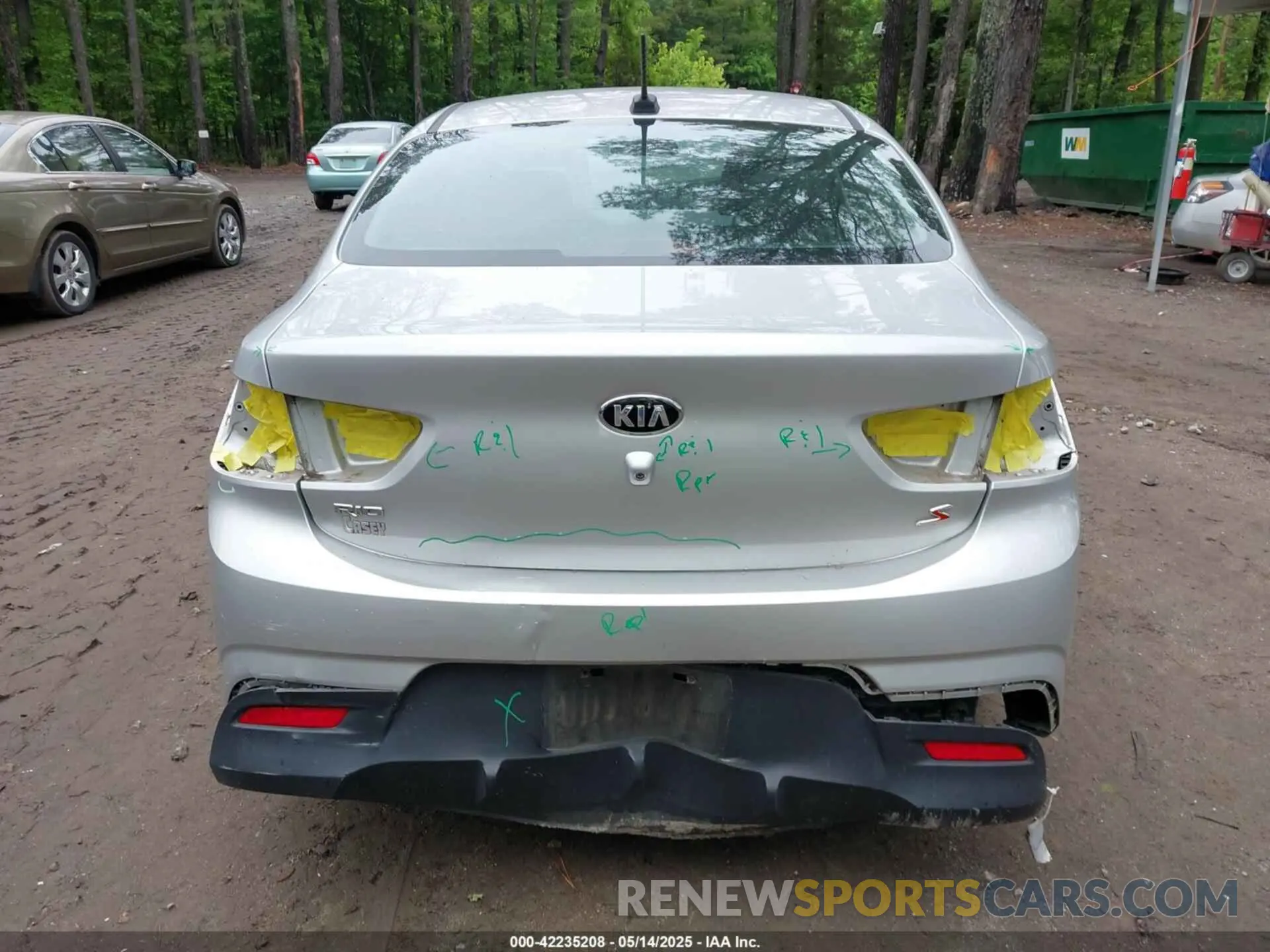 16 Photograph of a damaged car 3KPA24AB9KE201430 KIA RIO 2019