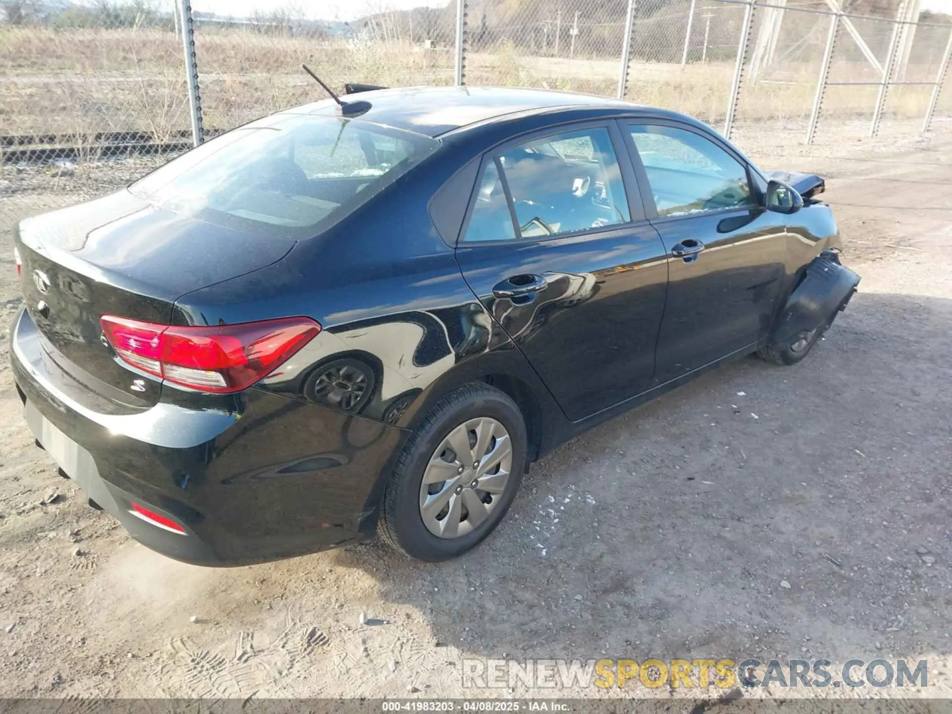 4 Photograph of a damaged car 3KPA24AB9KE209902 KIA RIO 2019