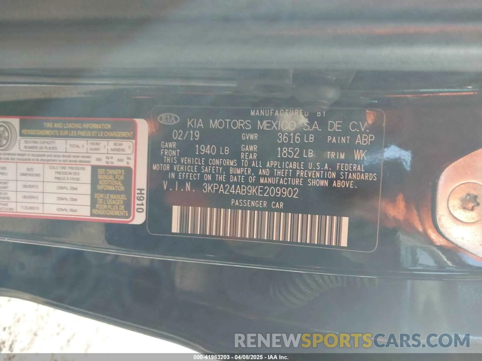 9 Photograph of a damaged car 3KPA24AB9KE209902 KIA RIO 2019