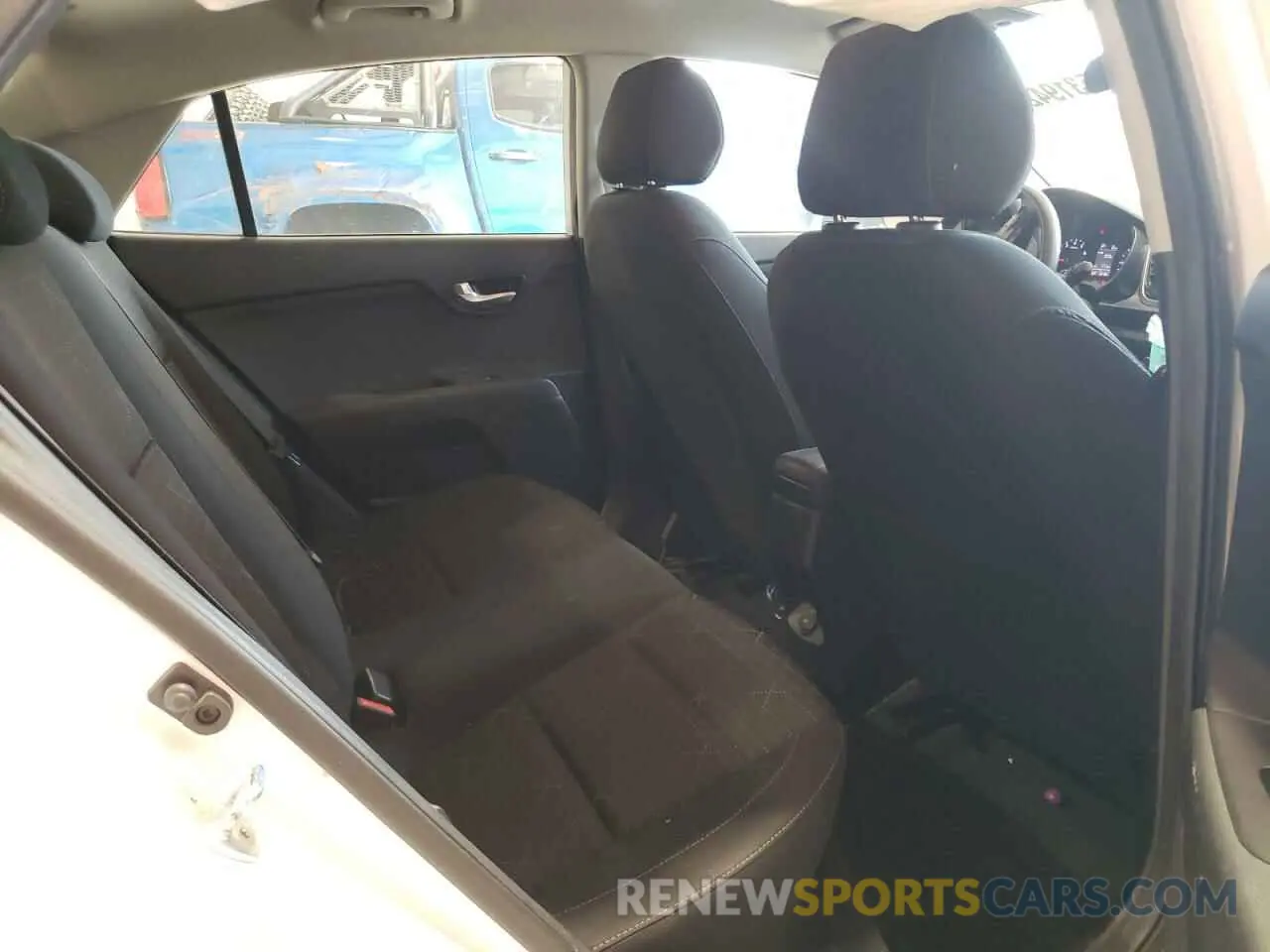 10 Photograph of a damaged car 3KPA24AB9KE213139 KIA RIO 2019