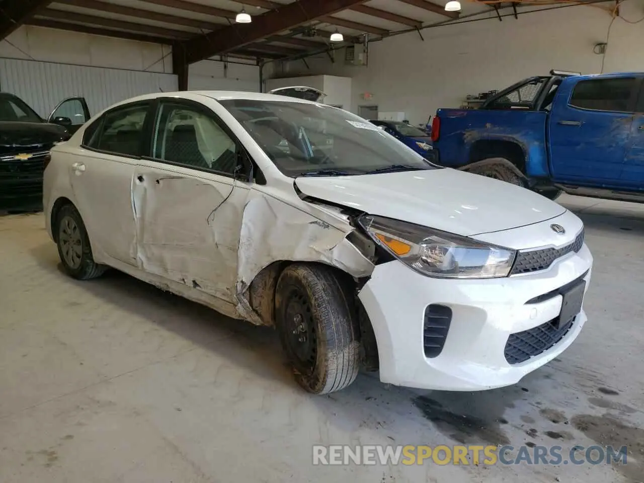 4 Photograph of a damaged car 3KPA24AB9KE213139 KIA RIO 2019