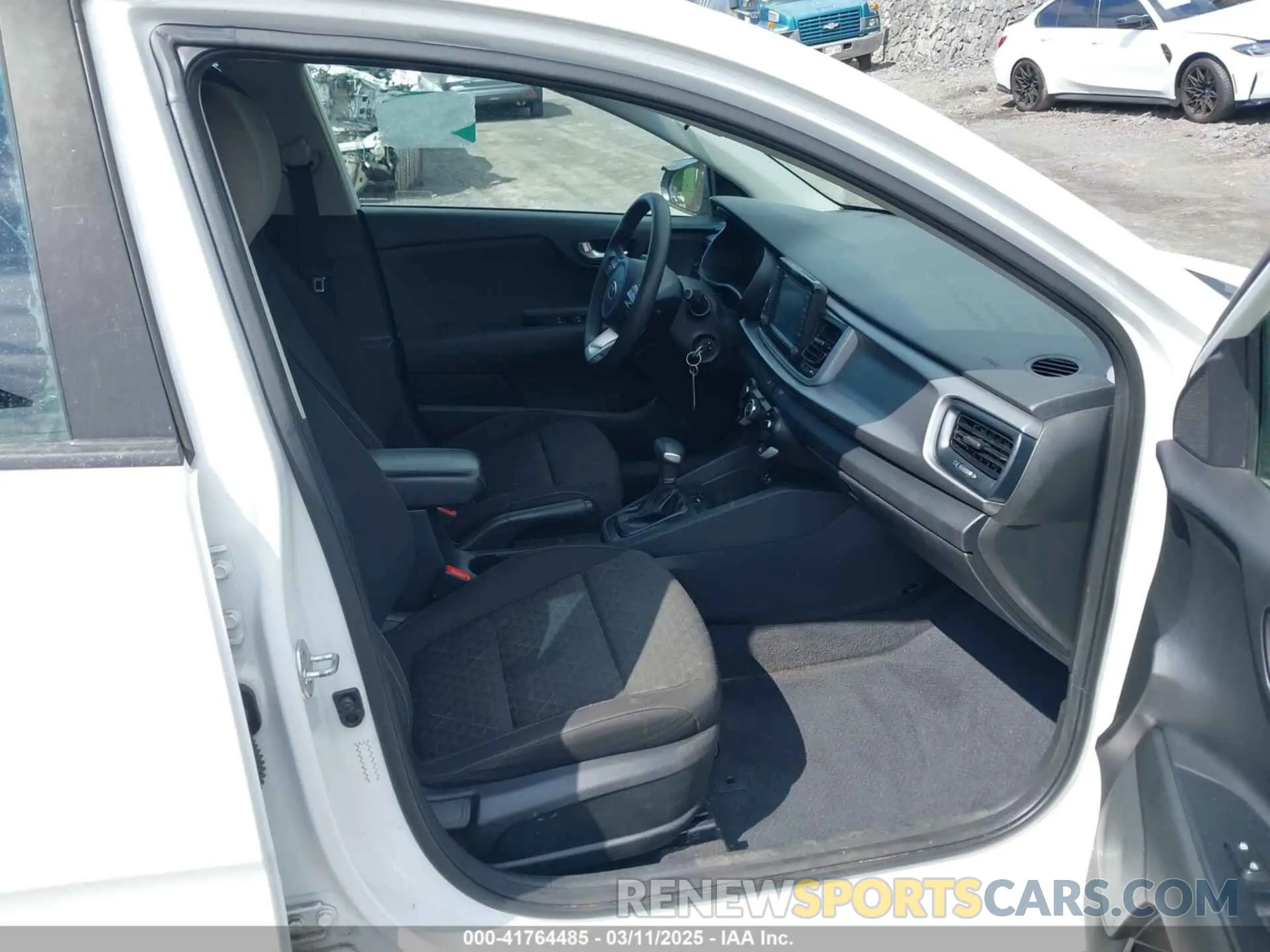 5 Photograph of a damaged car 3KPA24AB9KE214579 KIA RIO 2019