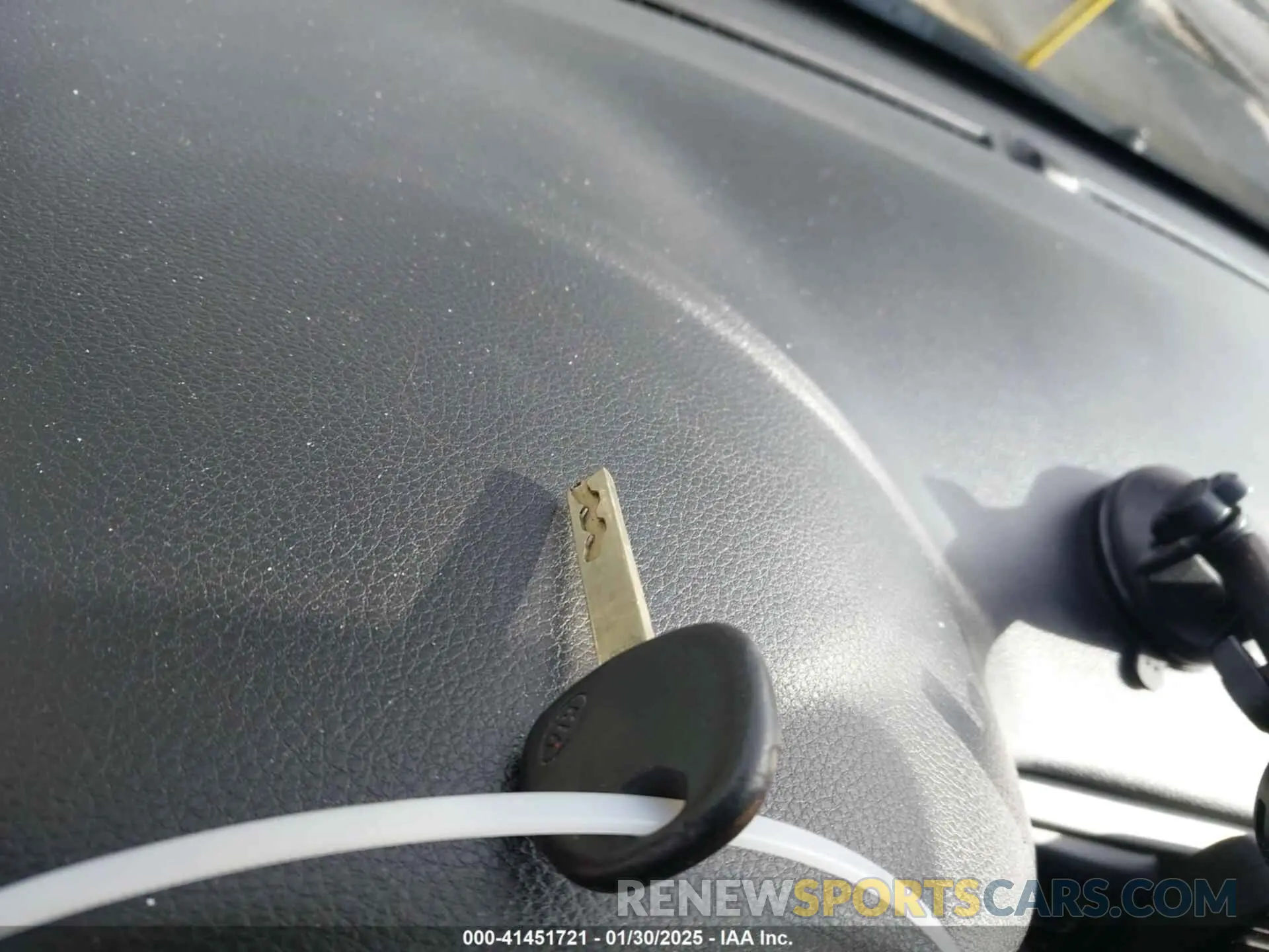 11 Photograph of a damaged car 3KPA24AB9KE230412 KIA RIO 2019