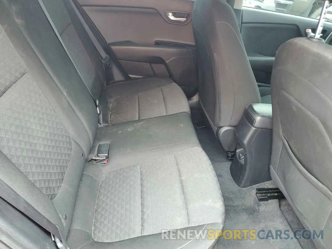 10 Photograph of a damaged car 3KPA24AB9KE246142 KIA RIO 2019