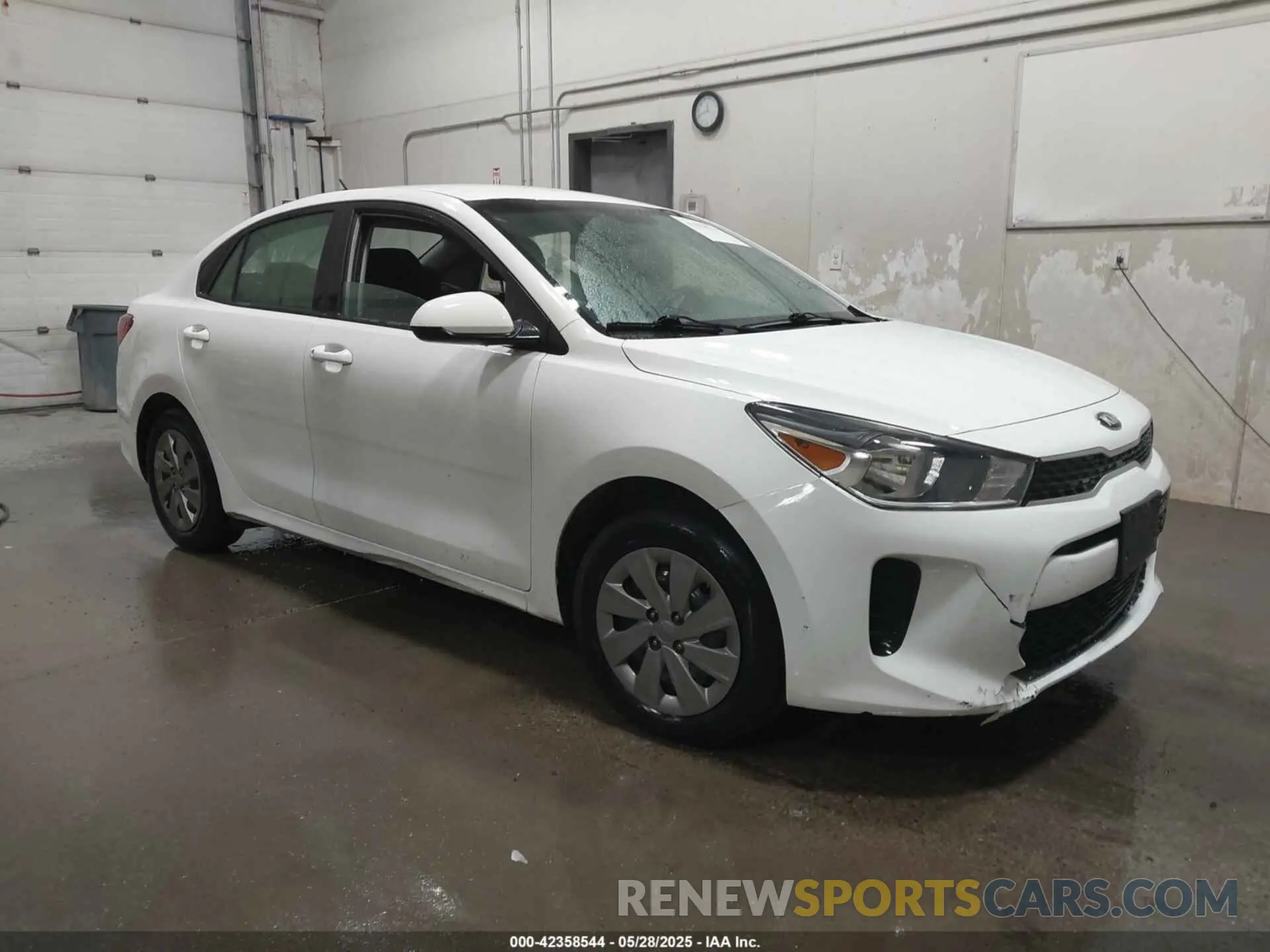 1 Photograph of a damaged car 3KPA24AB9KE248537 KIA RIO 2019