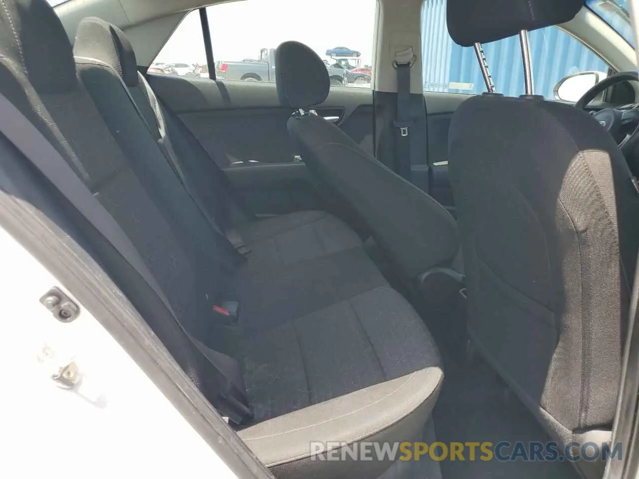 10 Photograph of a damaged car 3KPA24ABXKE188249 KIA RIO 2019