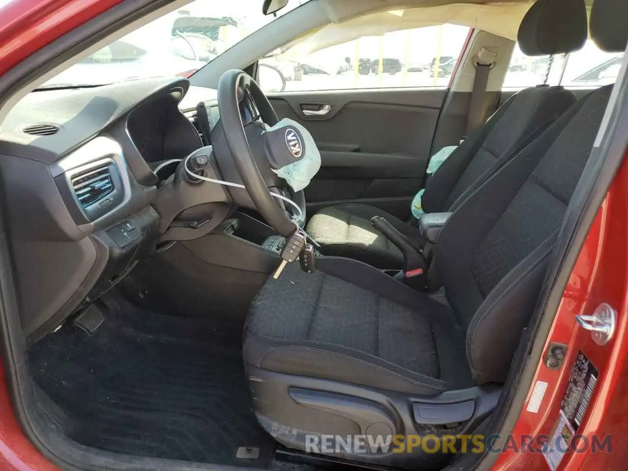 7 Photograph of a damaged car 3KPA24ABXKE207592 KIA RIO 2019