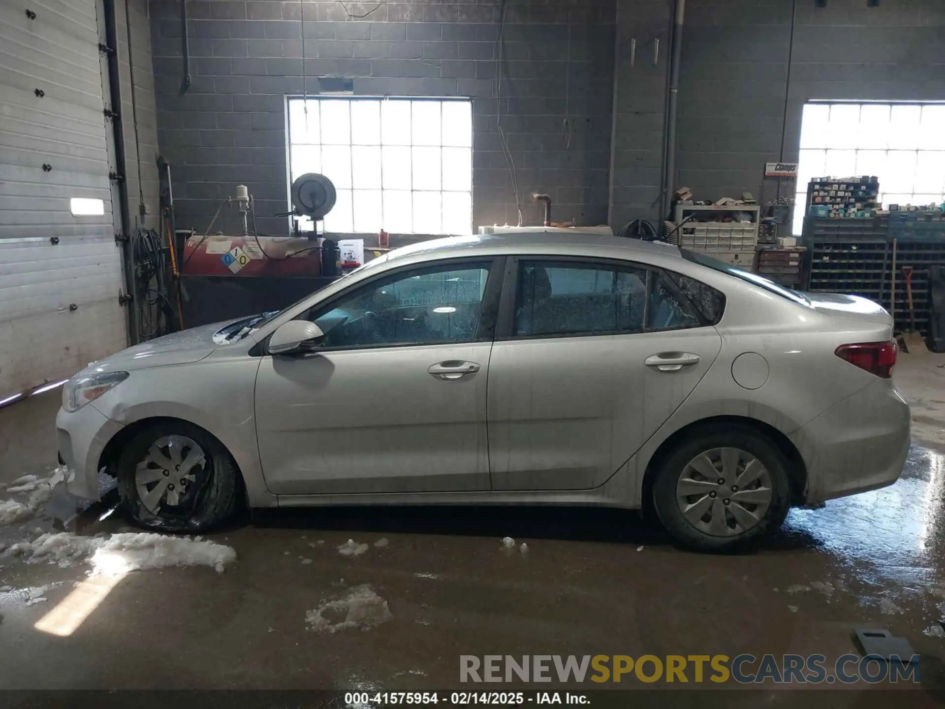 15 Photograph of a damaged car 3KPA24ABXKE210704 KIA RIO 2019