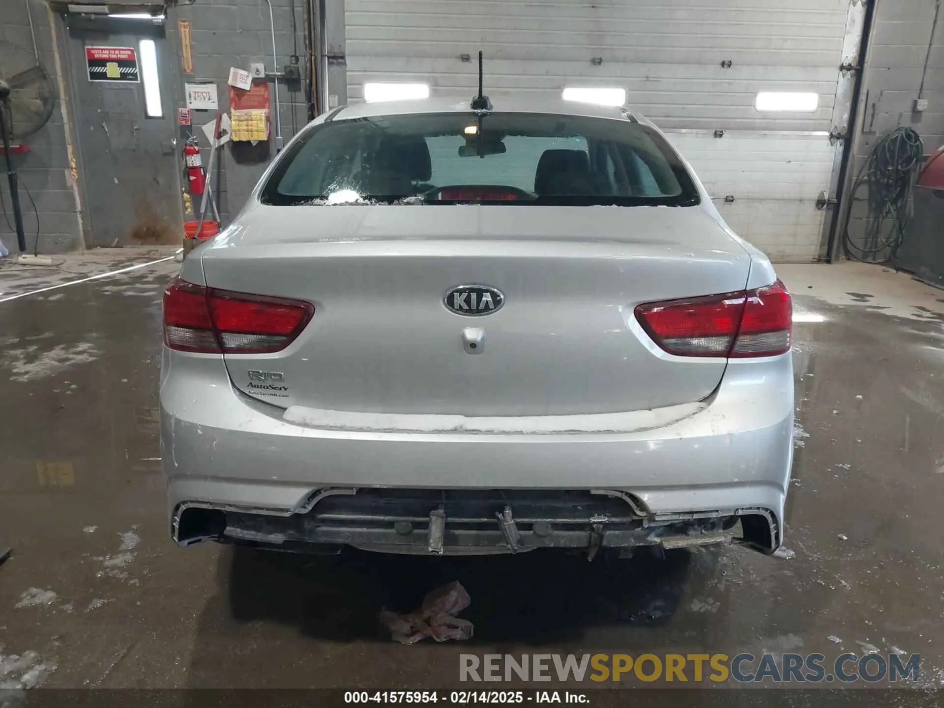 17 Photograph of a damaged car 3KPA24ABXKE210704 KIA RIO 2019