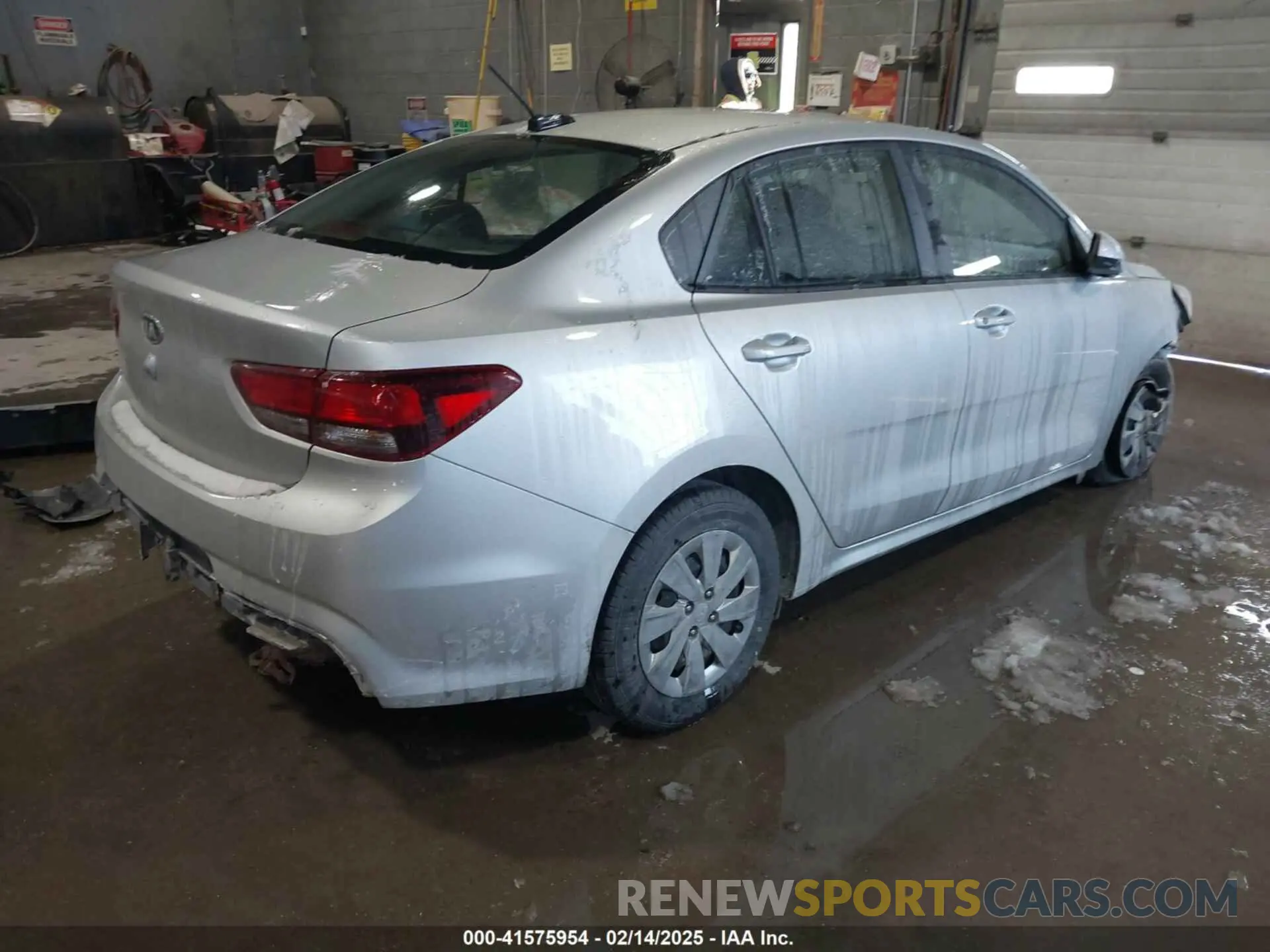 4 Photograph of a damaged car 3KPA24ABXKE210704 KIA RIO 2019