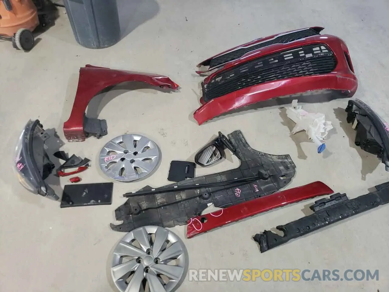 14 Photograph of a damaged car 3KPA25AB2KE225221 KIA RIO 2019