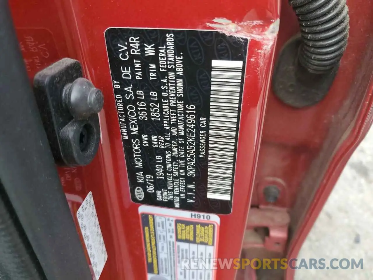 12 Photograph of a damaged car 3KPA25AB2KE249616 KIA RIO 2019