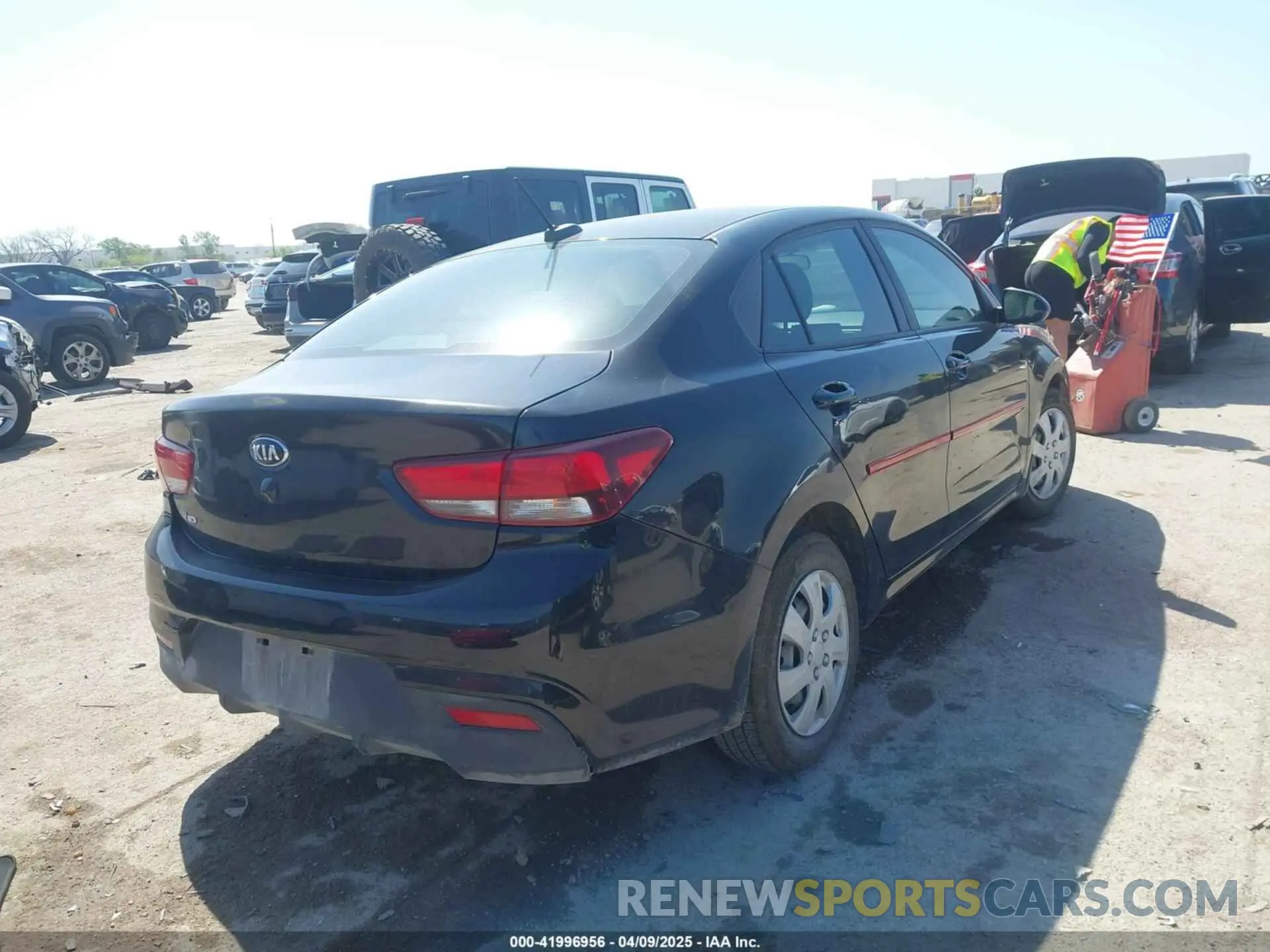 4 Photograph of a damaged car 3KPA24AD0LE289416 KIA RIO 2020