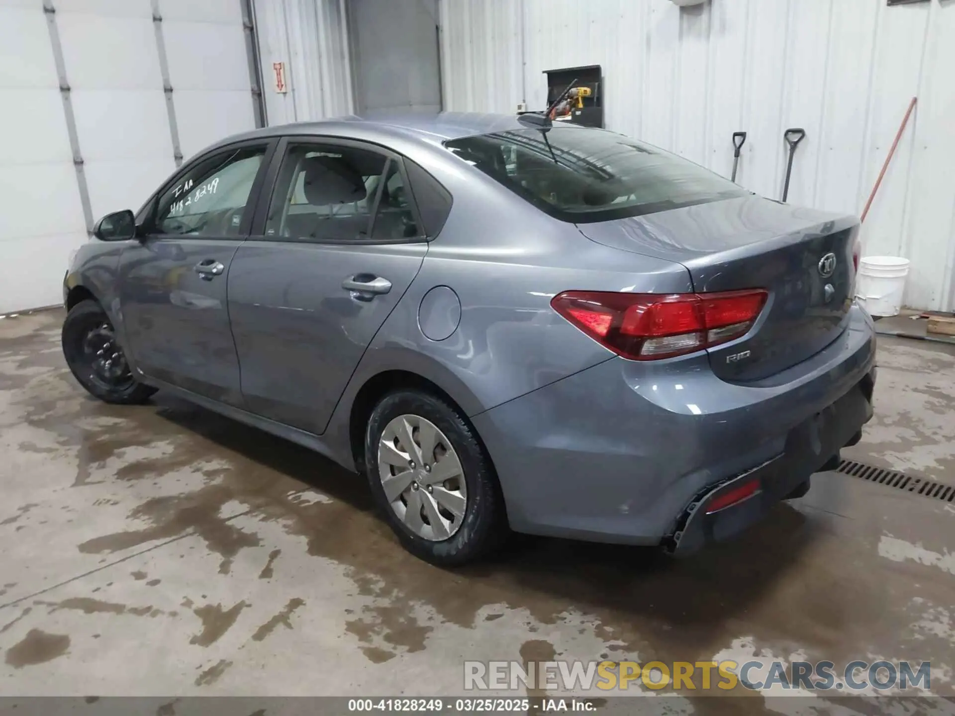 3 Photograph of a damaged car 3KPA24AD0LE322706 KIA RIO 2020