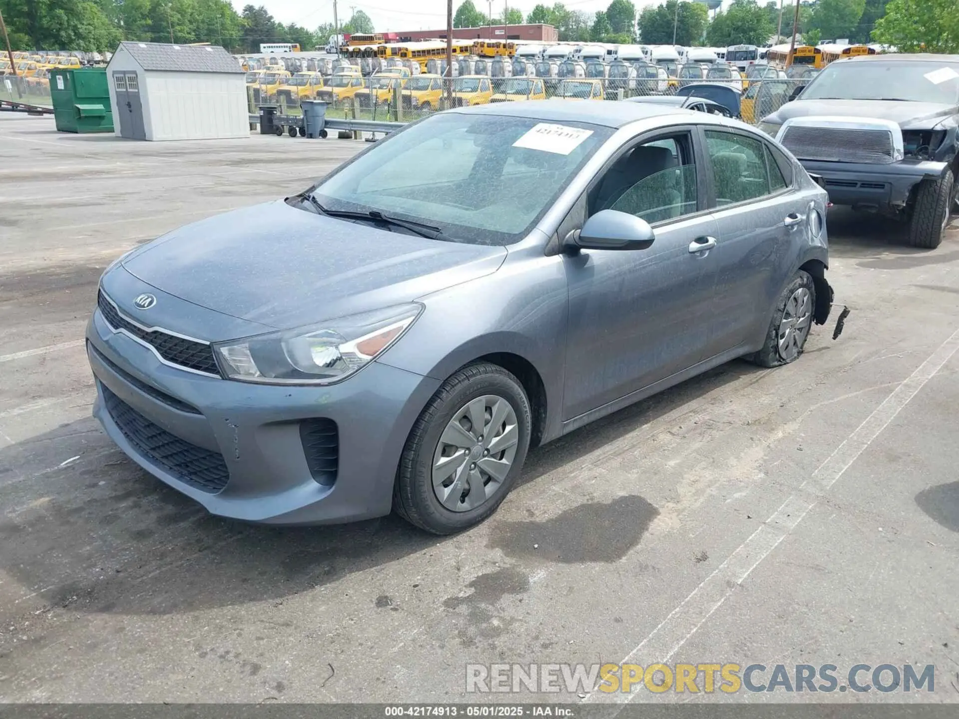 2 Photograph of a damaged car 3KPA24AD0LE336105 KIA RIO 2020