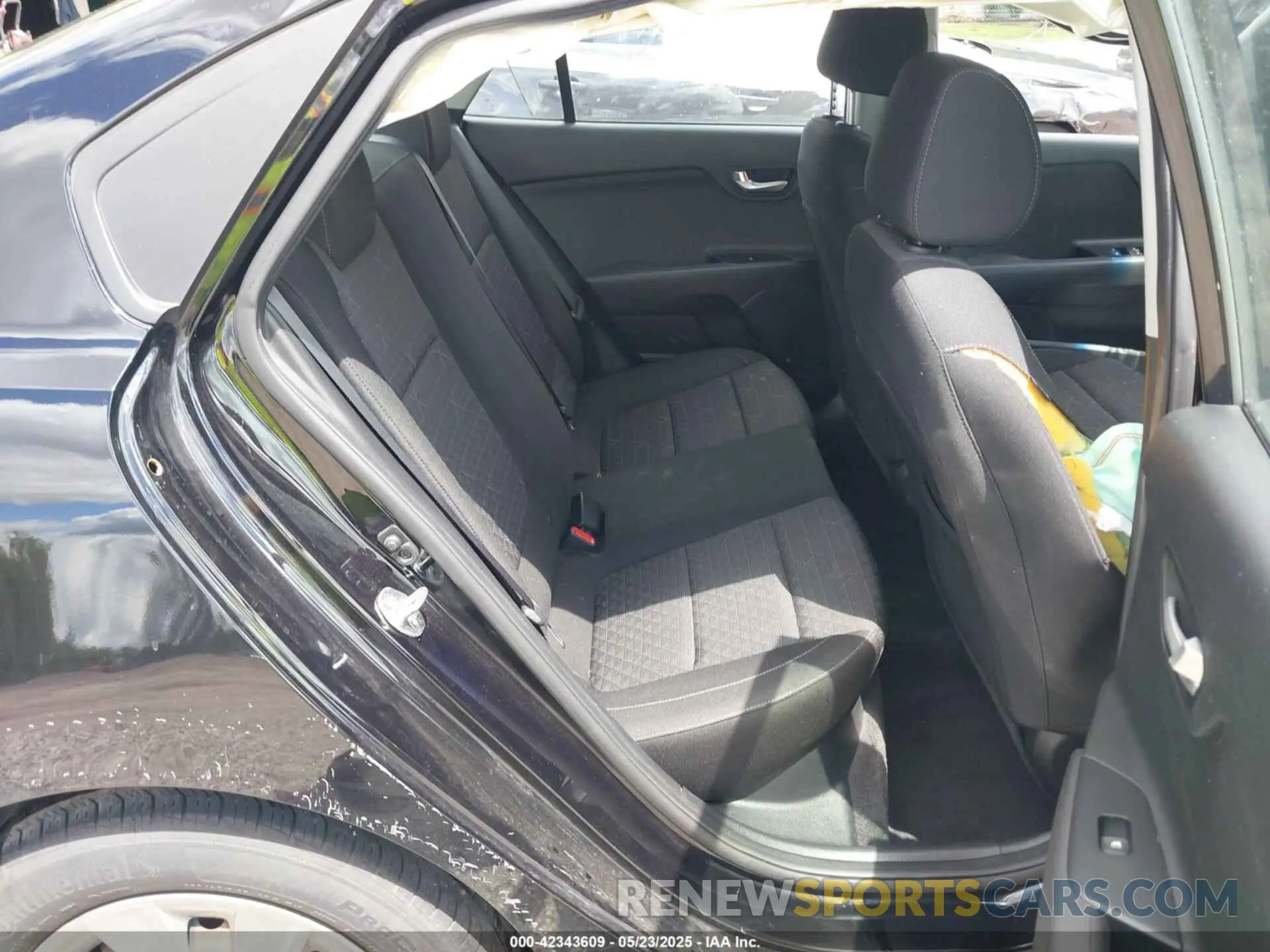 8 Photograph of a damaged car 3KPA24AD0LE355673 KIA RIO 2020